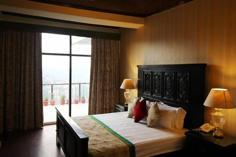 Suite in The Oaktree House