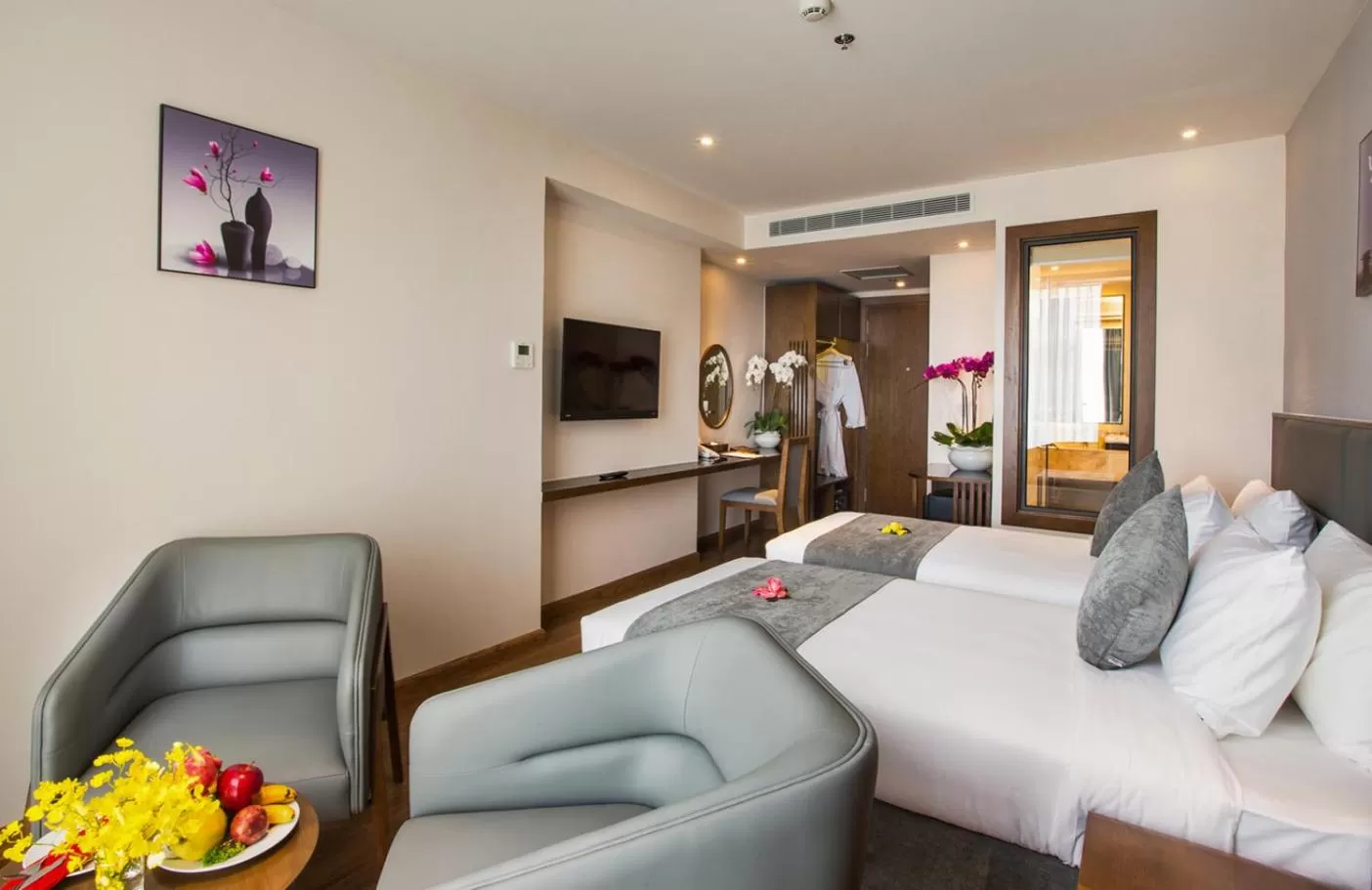 Deluxe Double or Twin Room with City View in DTX Hotel Nha Trang