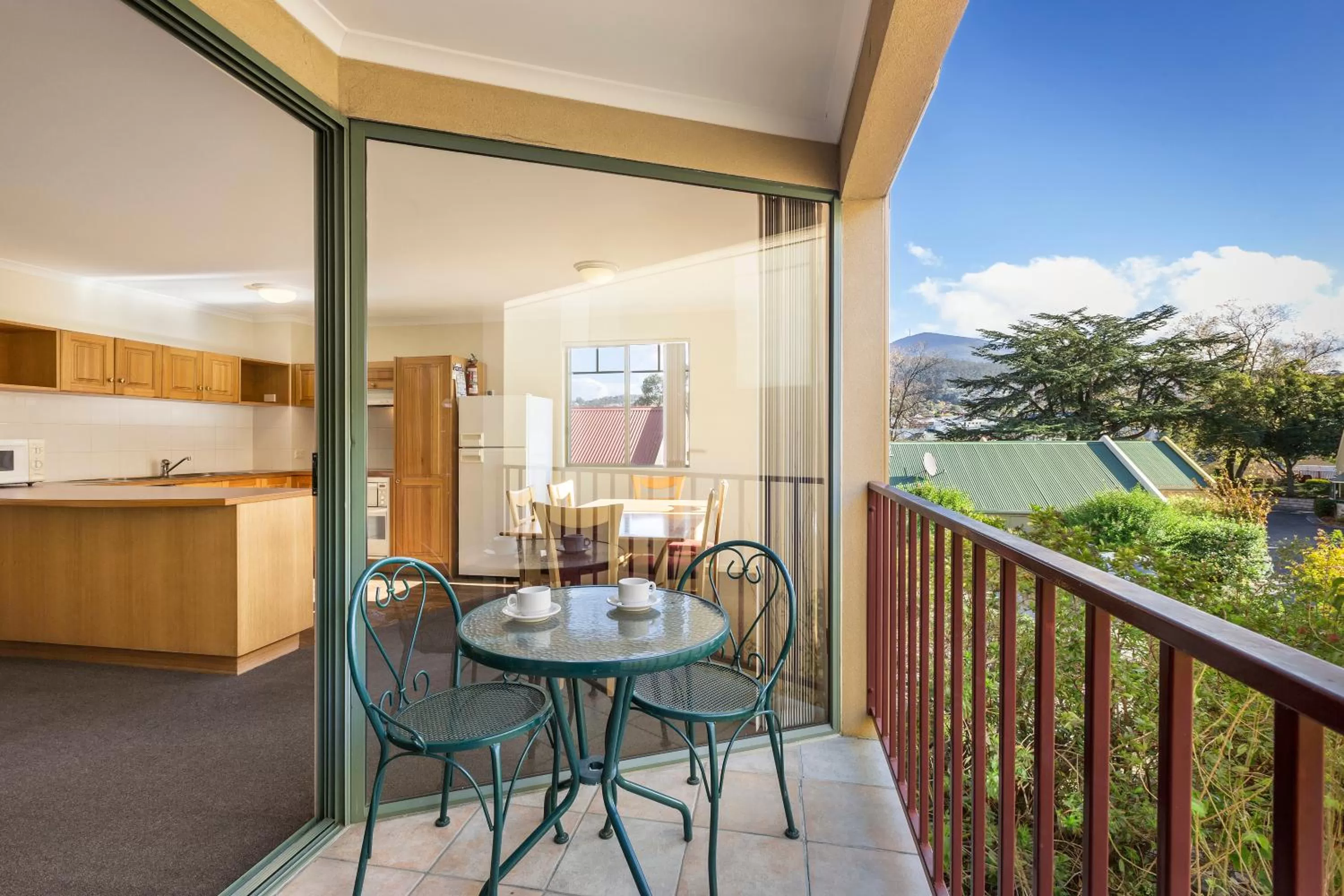 Three-Bedroom Apartment in Quest Trinity House