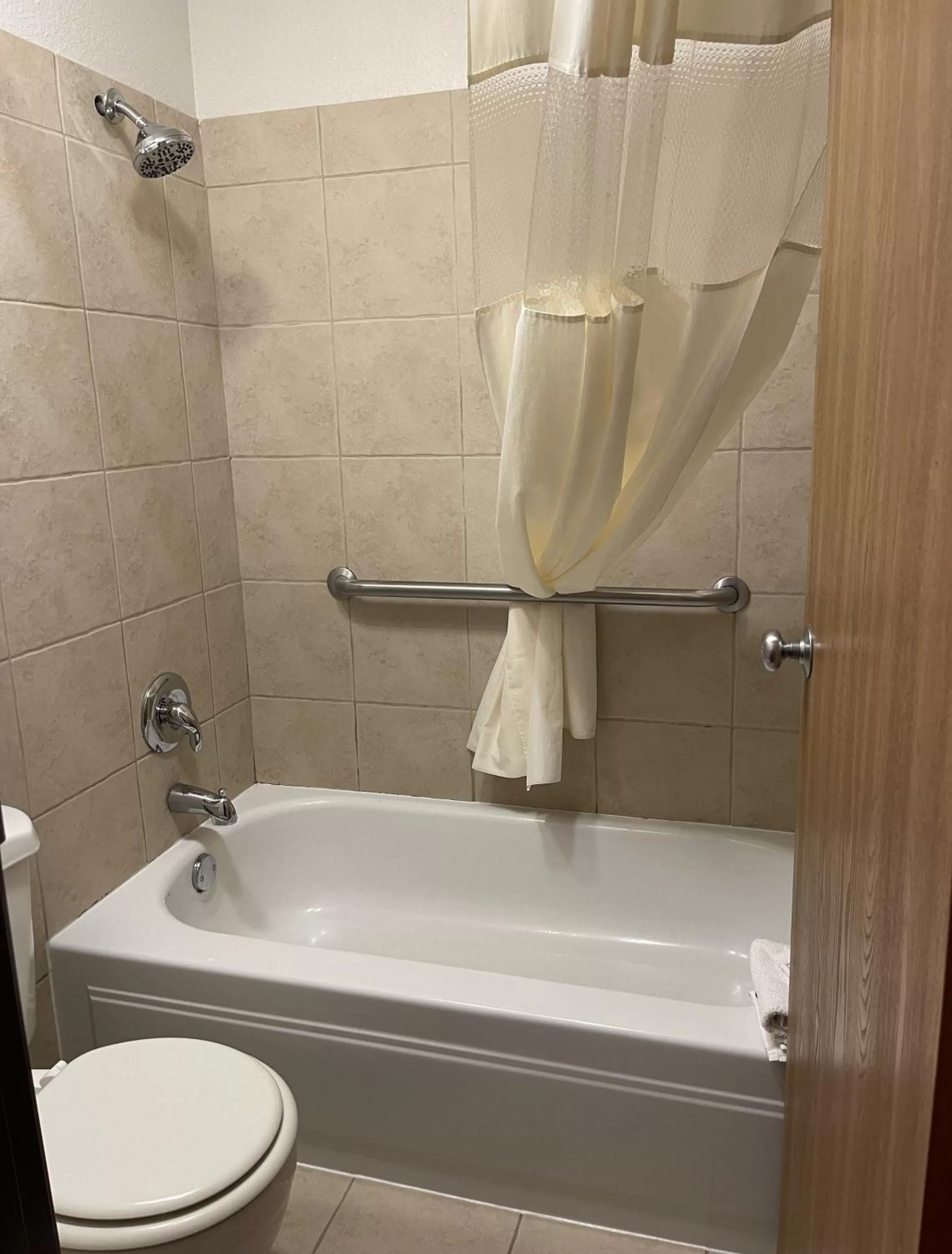 King Room - single occupancy - Non-Smoking in Walker Hotel