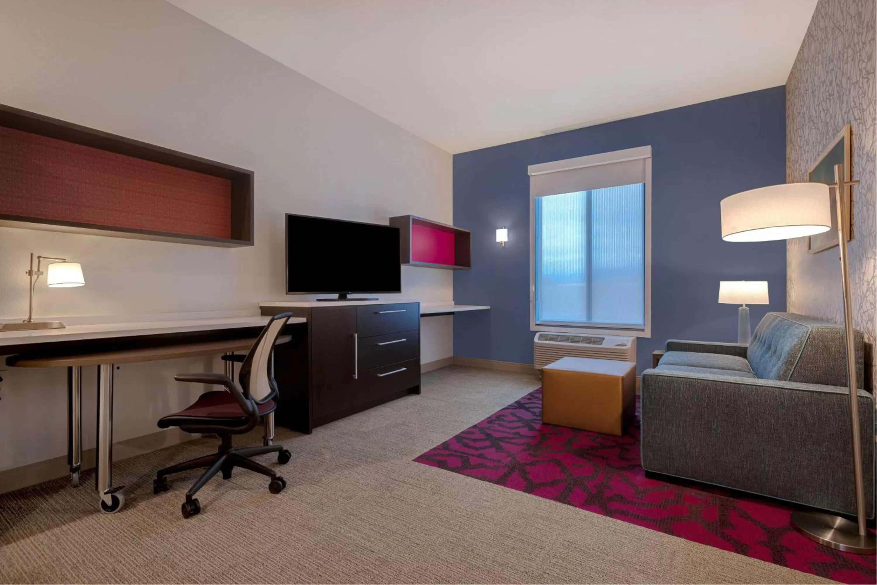 One-Bedroom King Suite in Home2 Suites By Hilton Redding