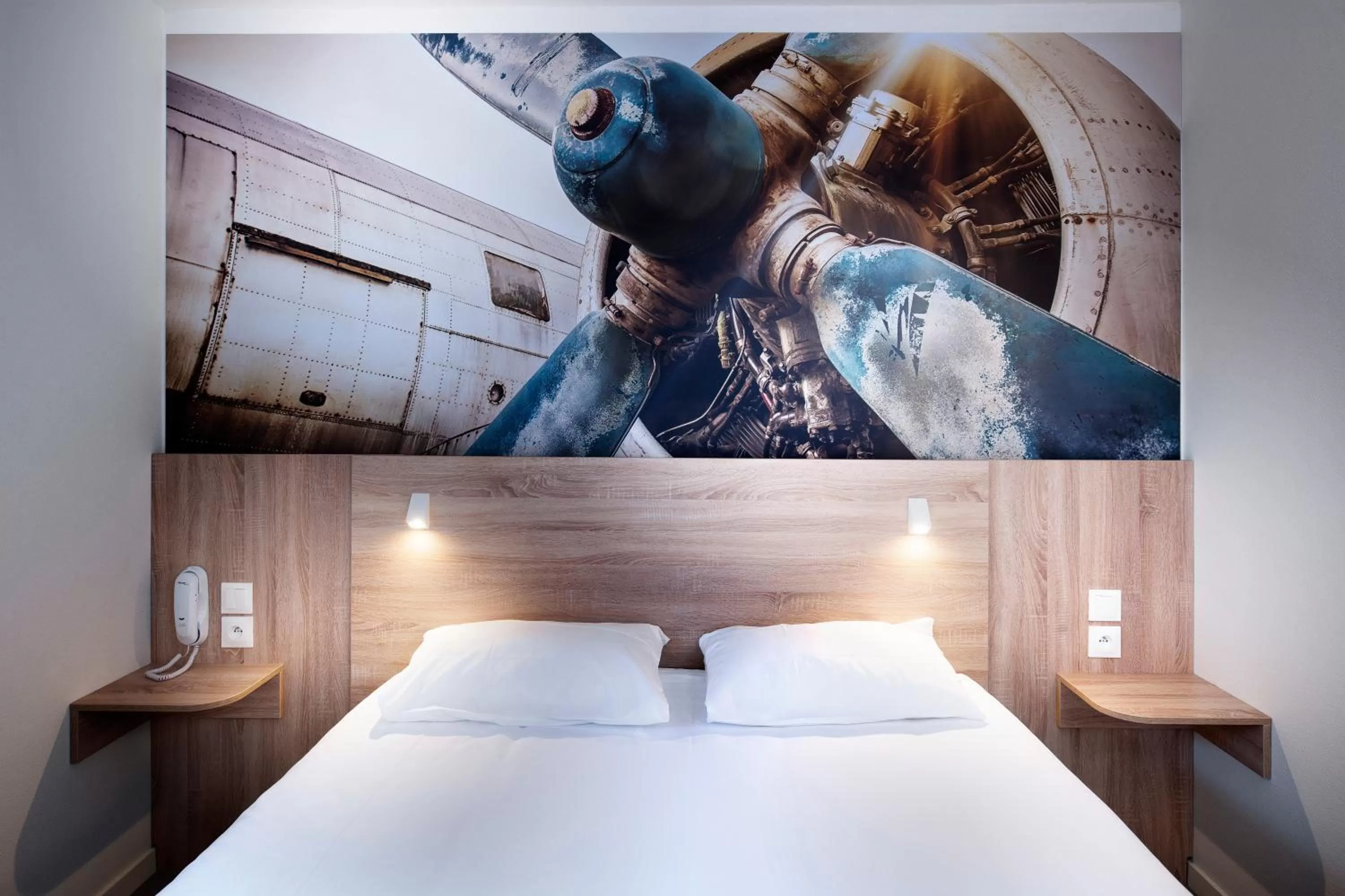 1 Double Bed - Superior Room in Kyriad Annemasse - Geneve