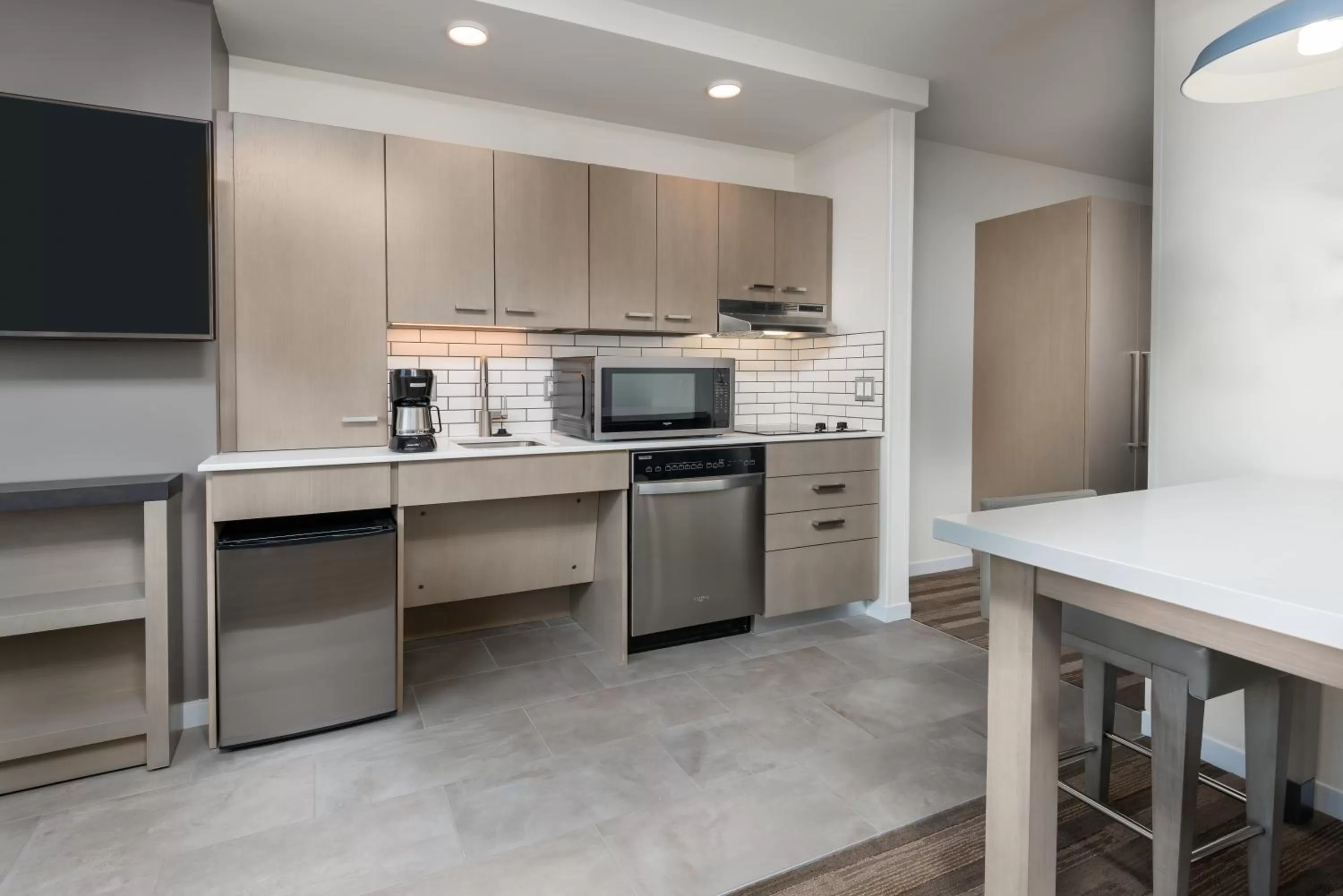 Studio Suite with Two Queen Beds, Sofa Bed and Roll-in Shower - Disability Access in Hyatt House Chicago West Loop-Fulton Market