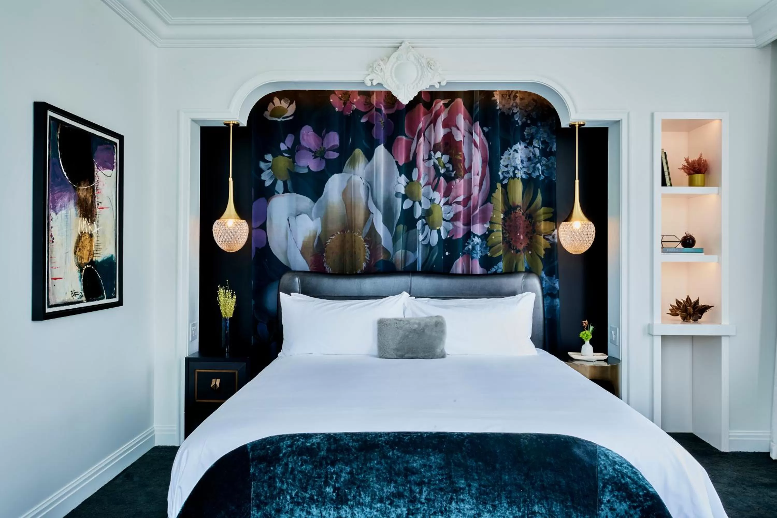 Standard King Room in Daxton Hotel Birmingham, Curio Collection by Hilton