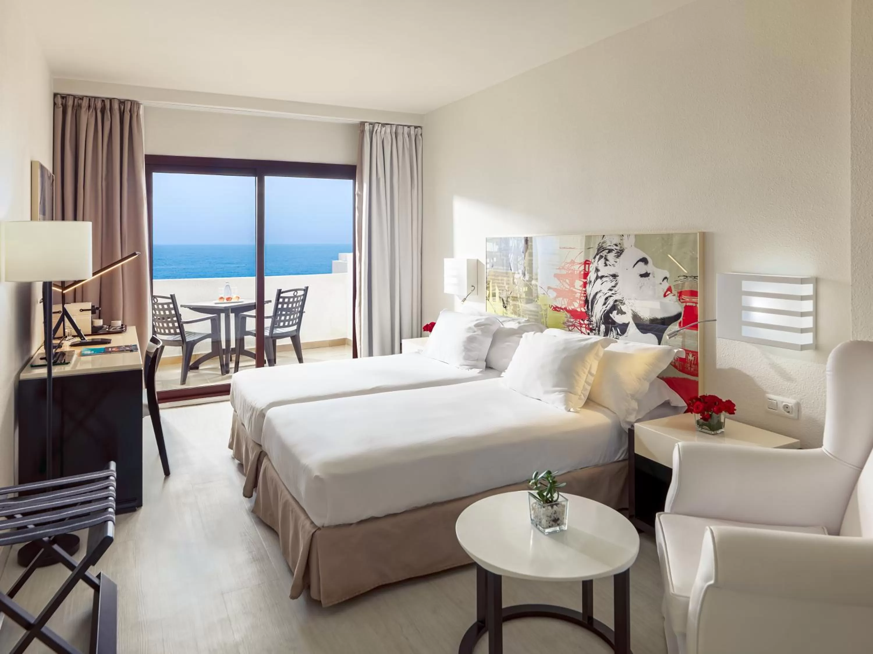 Superior Twin Room in H10 Taburiente Playa