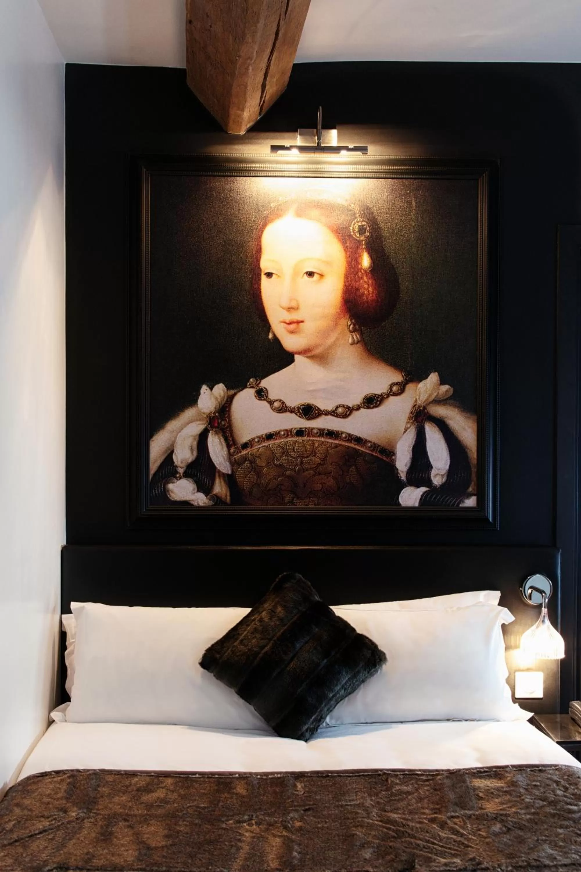 Single Room in Hôtel le Clos de Notre Dame