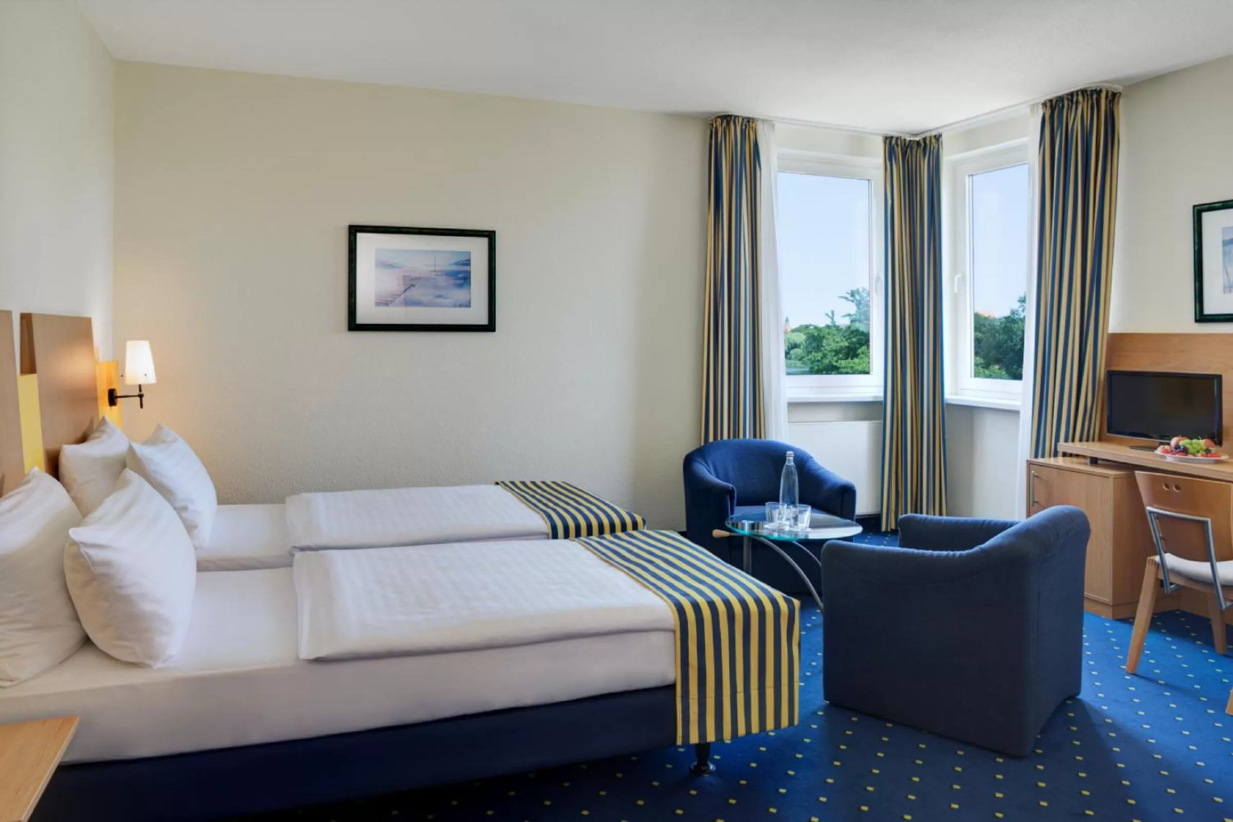 Business Twin Room in IntercityHotel Stralsund