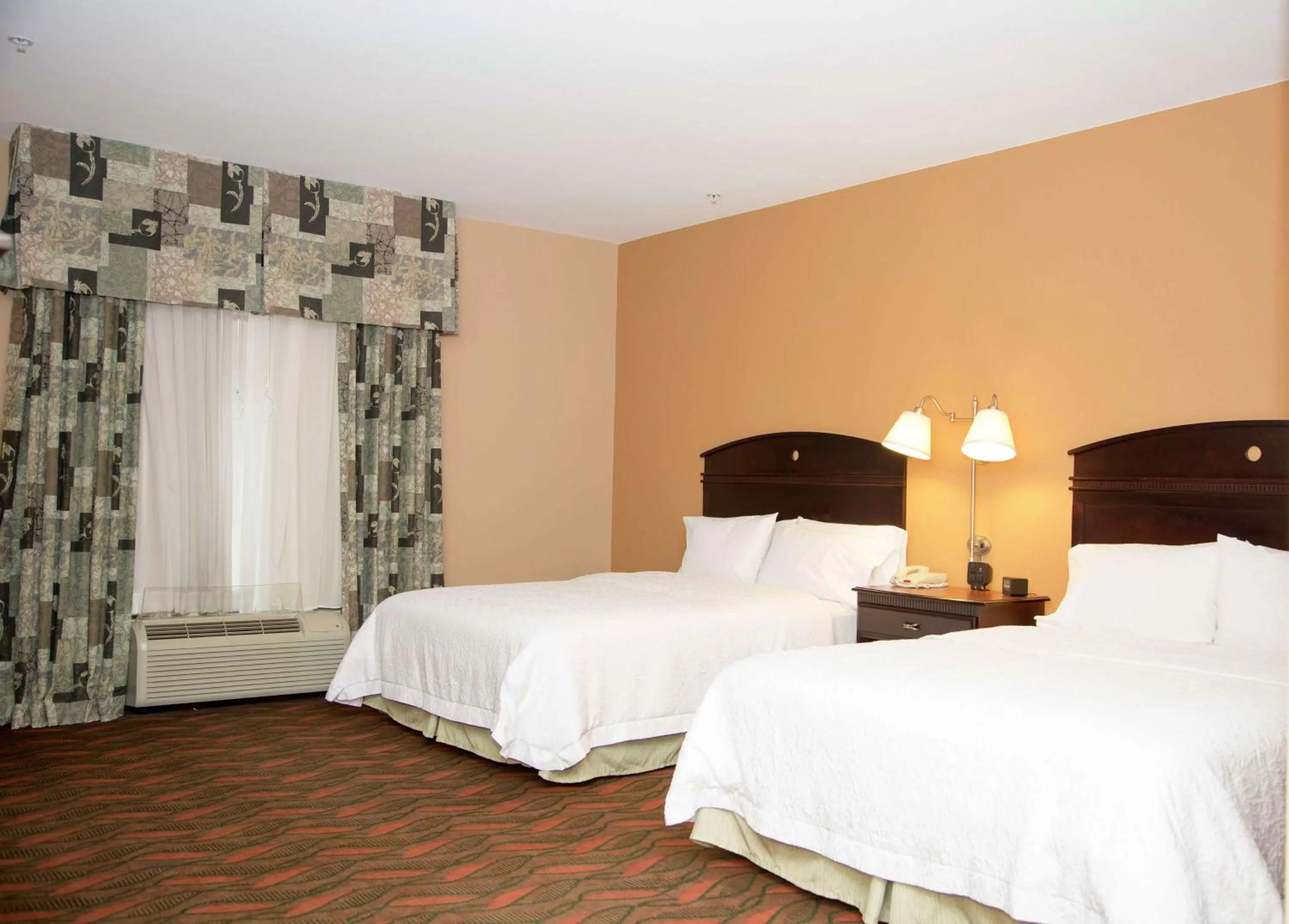 Studio with Two Queen Beds and Bath Tub - Mobility and Hearing Access/Non-Smoking in Hampton Inn & Suites Houston Rosenberg
