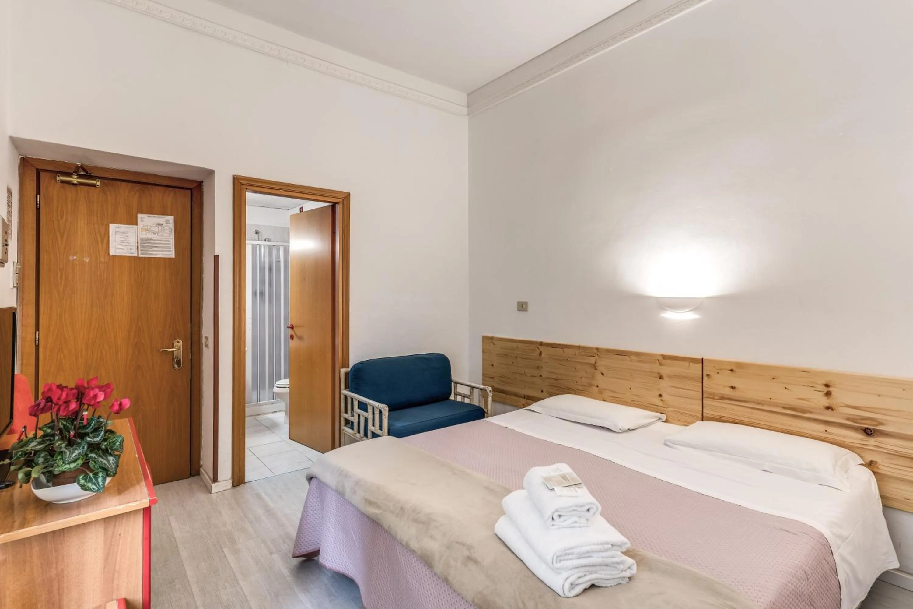 Double Room in Hotel Altavilla 9
