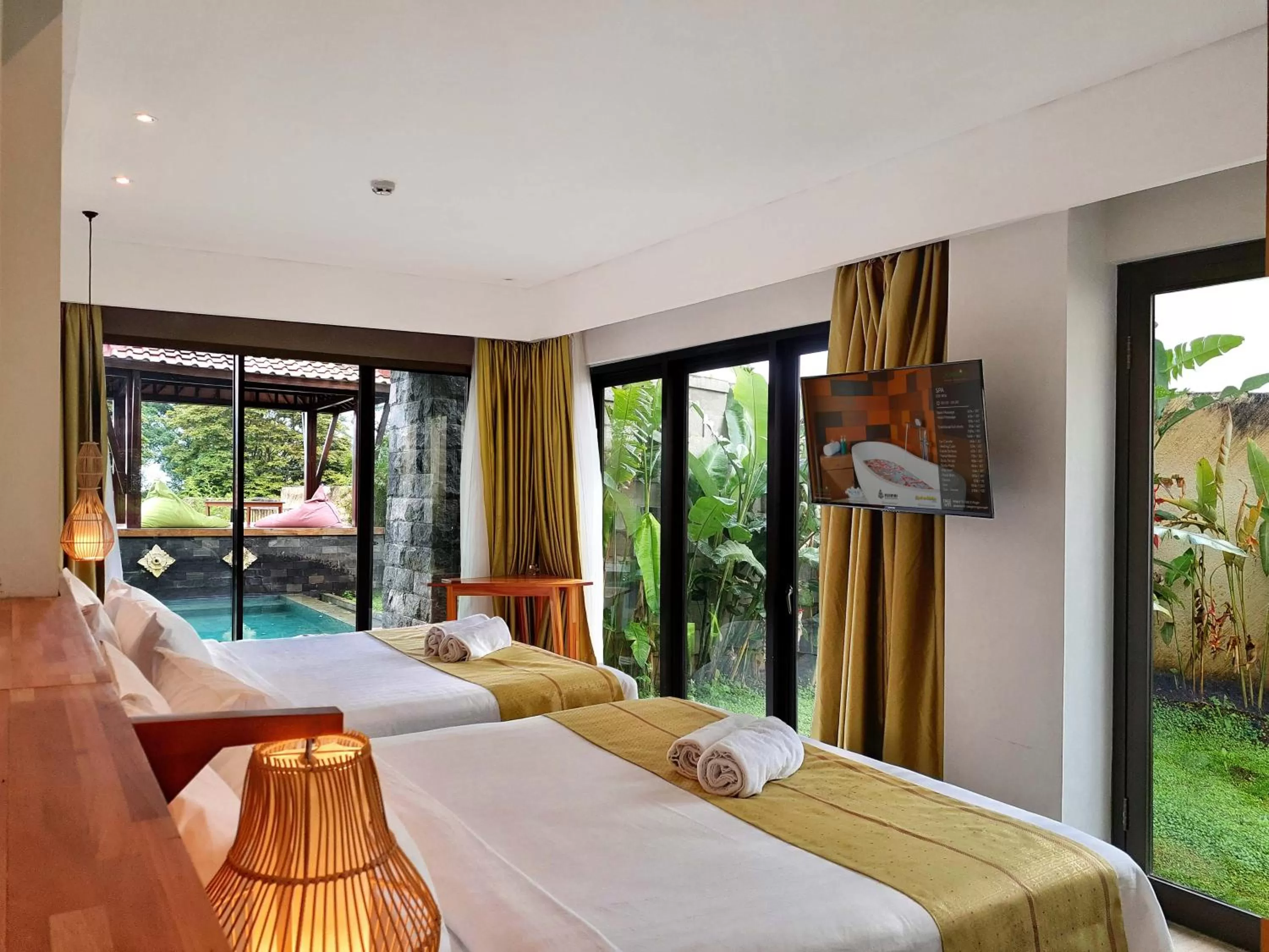 Family Suite with Pool Access in The Batu Hotel & Villas