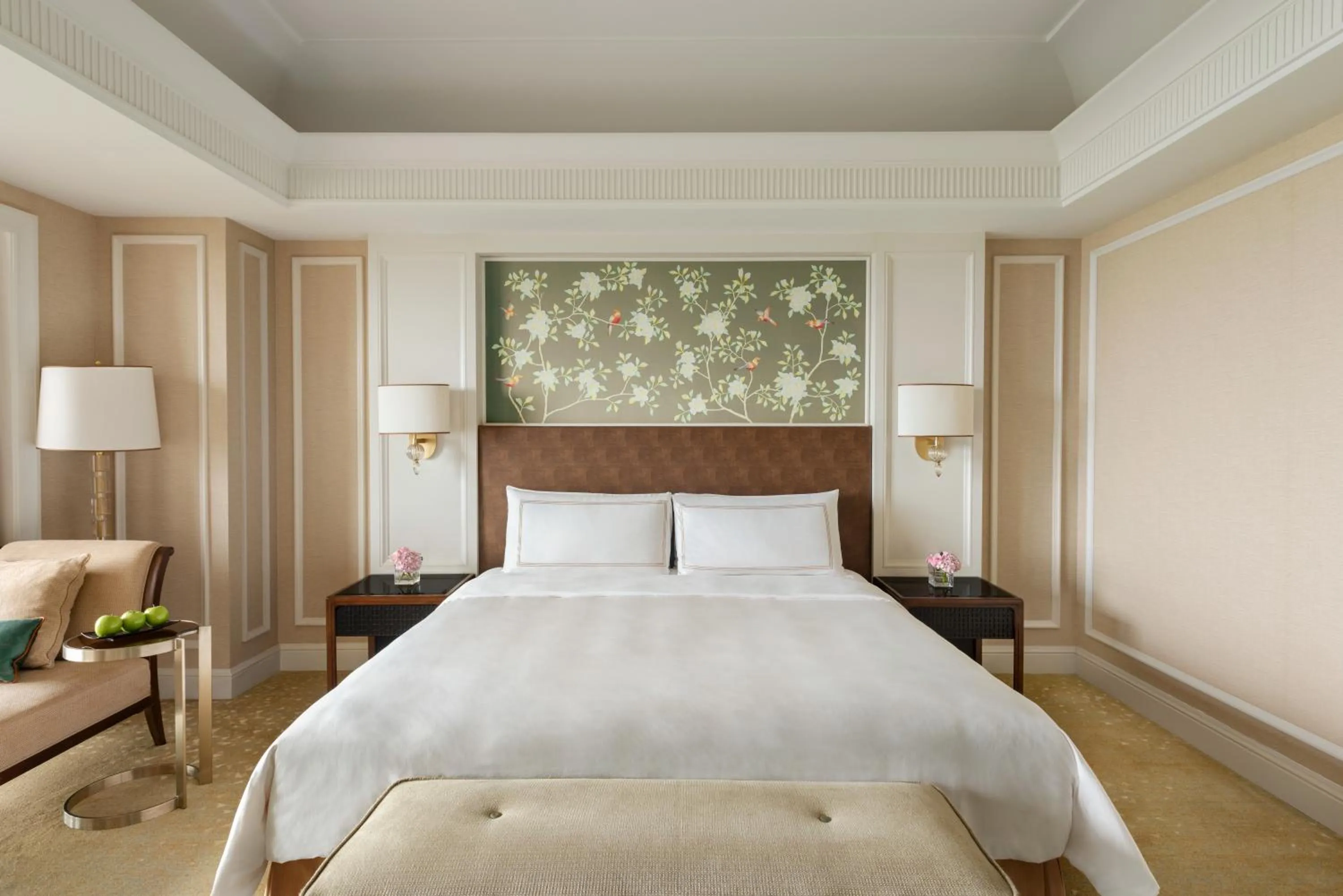 Deluxe Suite with 1 kingsize bed  in Grand Hotel Haikou - Managed by Accor