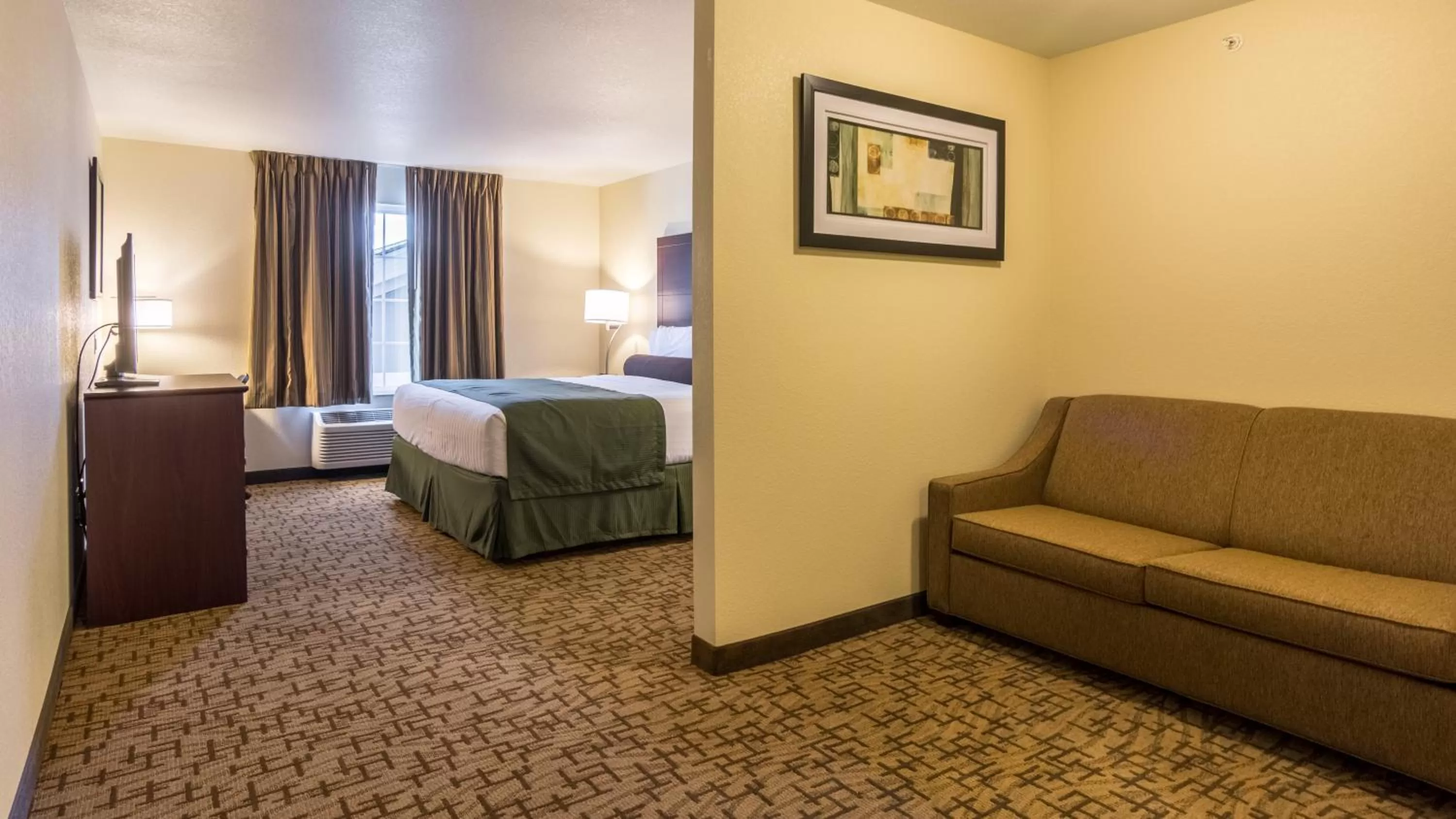 King Studio in Cobblestone Hotel & Suites - Greenville