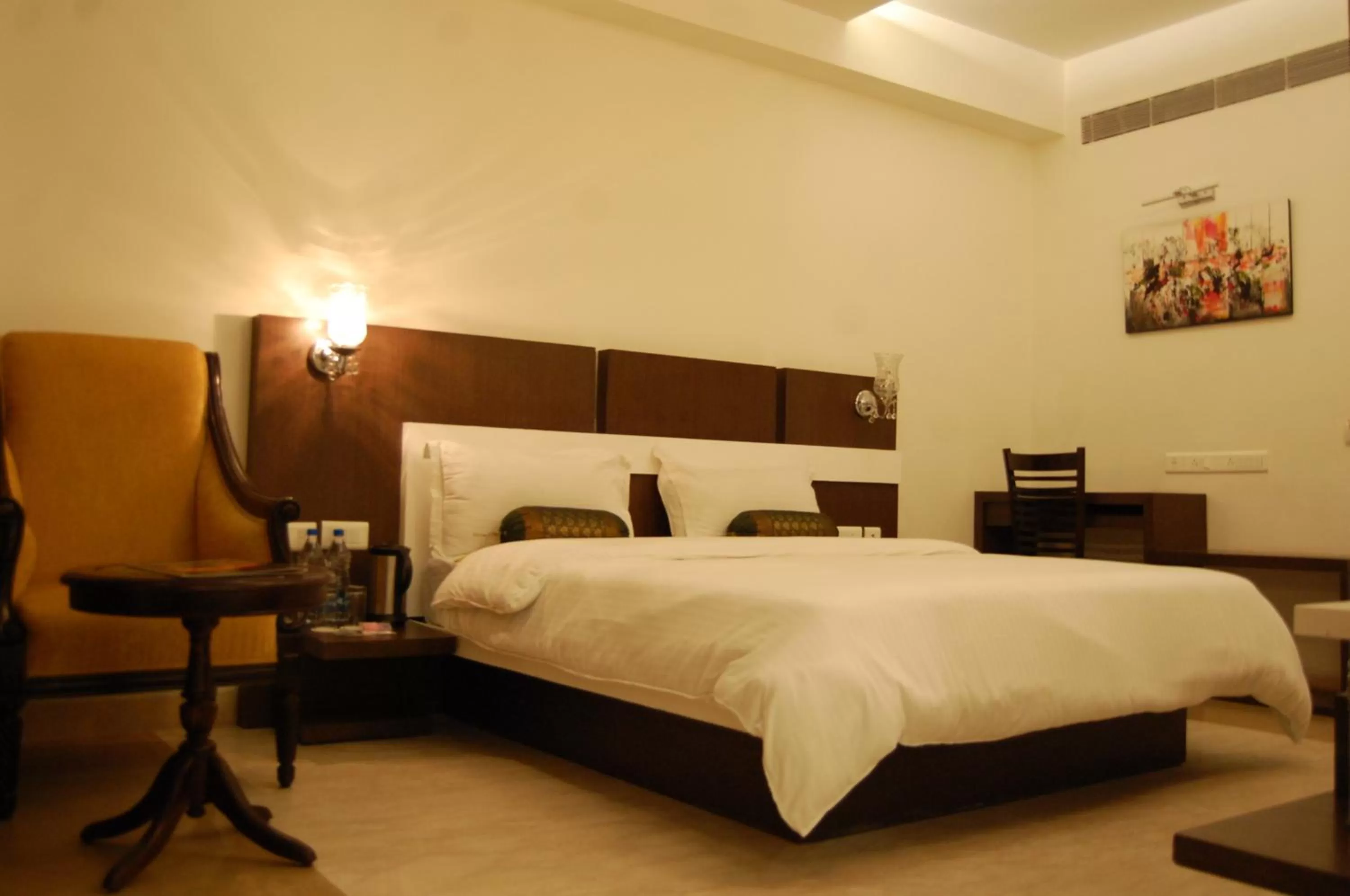 Deluxe Double Room with 10% discount on food & beverages in Hotel Taj Resorts