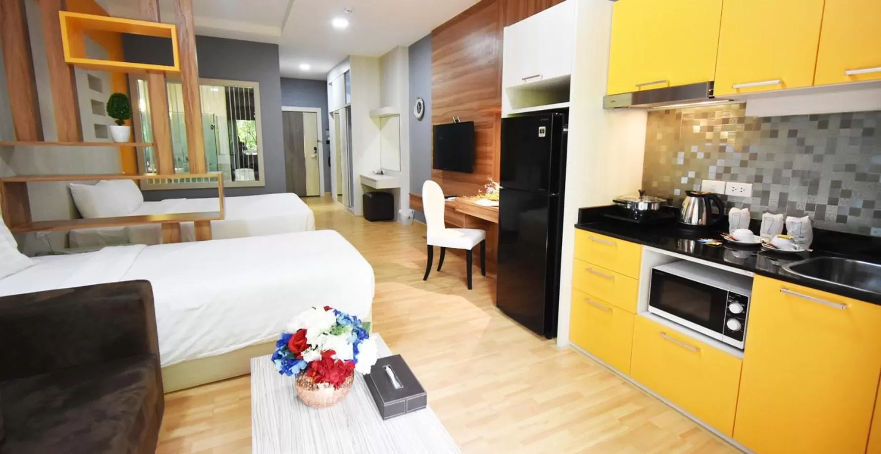 Superior Twin Room in Eastpana Hotel - SHA Extra Plus
