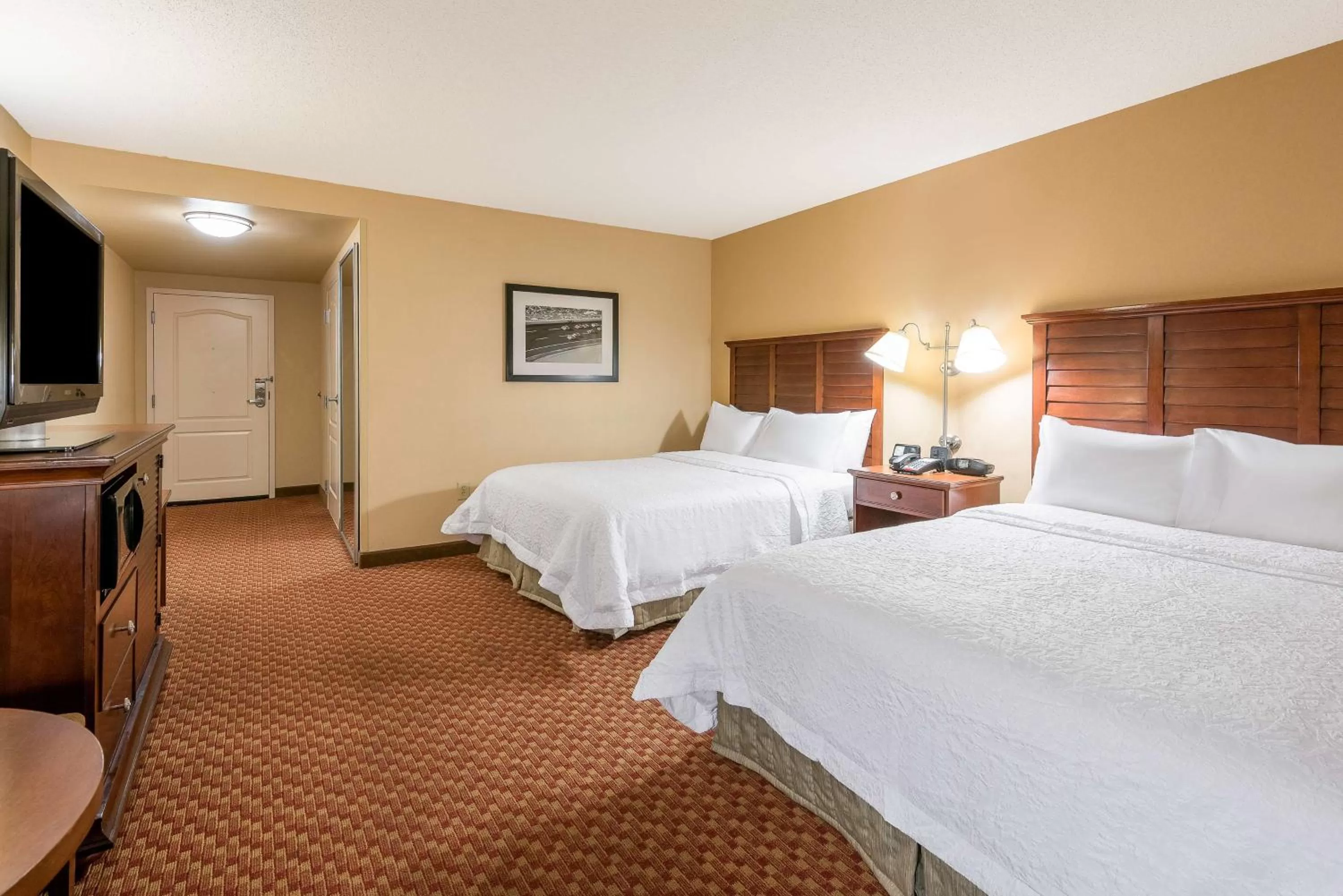 Queen Room with Two Queen Beds - Mobility and Hearing Access/Non-Smoking in Hampton Inn & Suites Florence-North-I-95