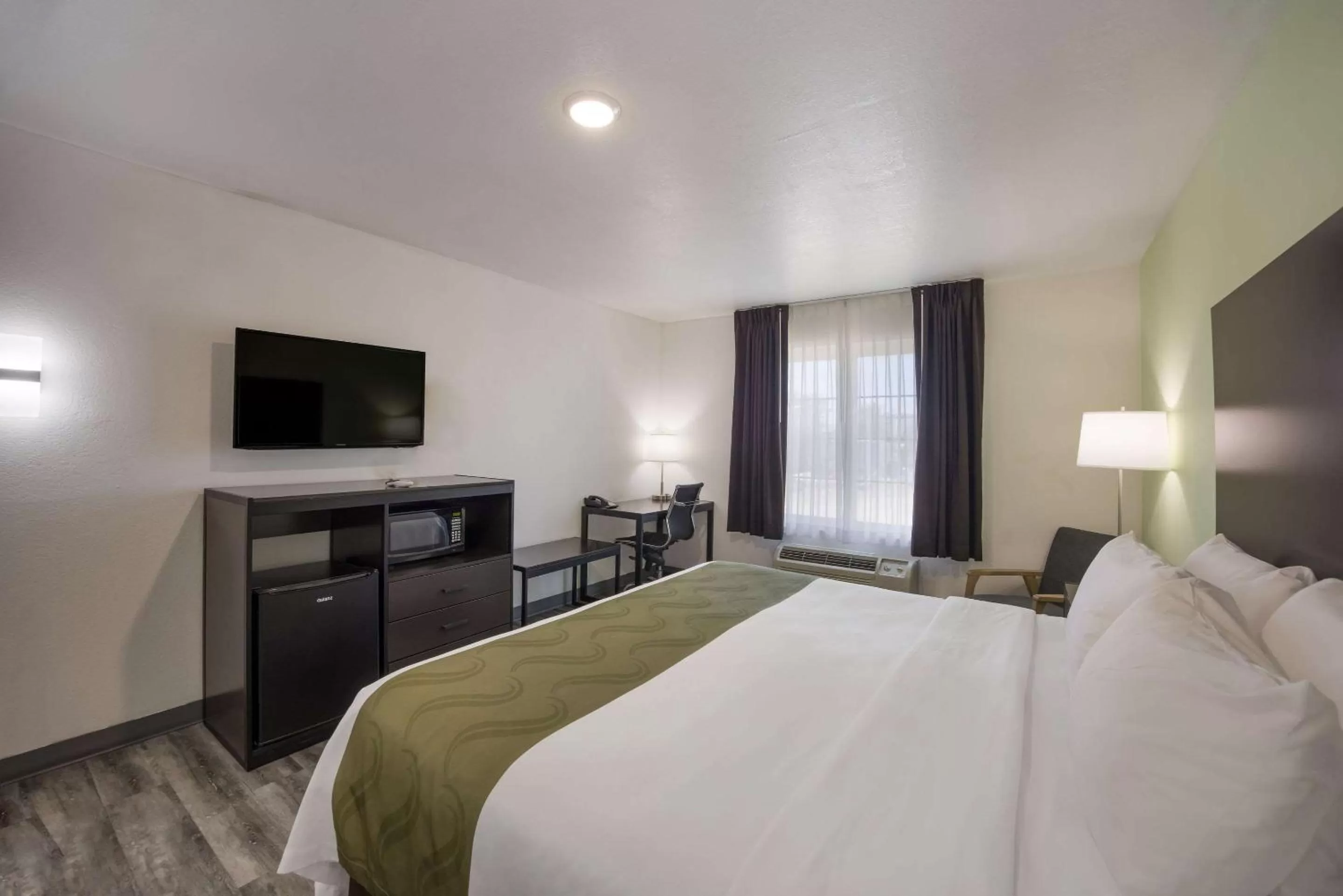 King Room - Accessible/Non-Smoking in Quality Inn & Suites Clayton, NM