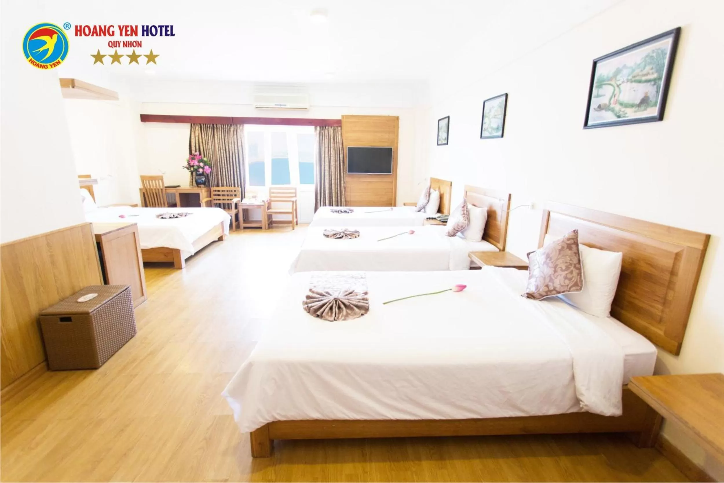 Superior Family Room in Hoang Yen Hotel