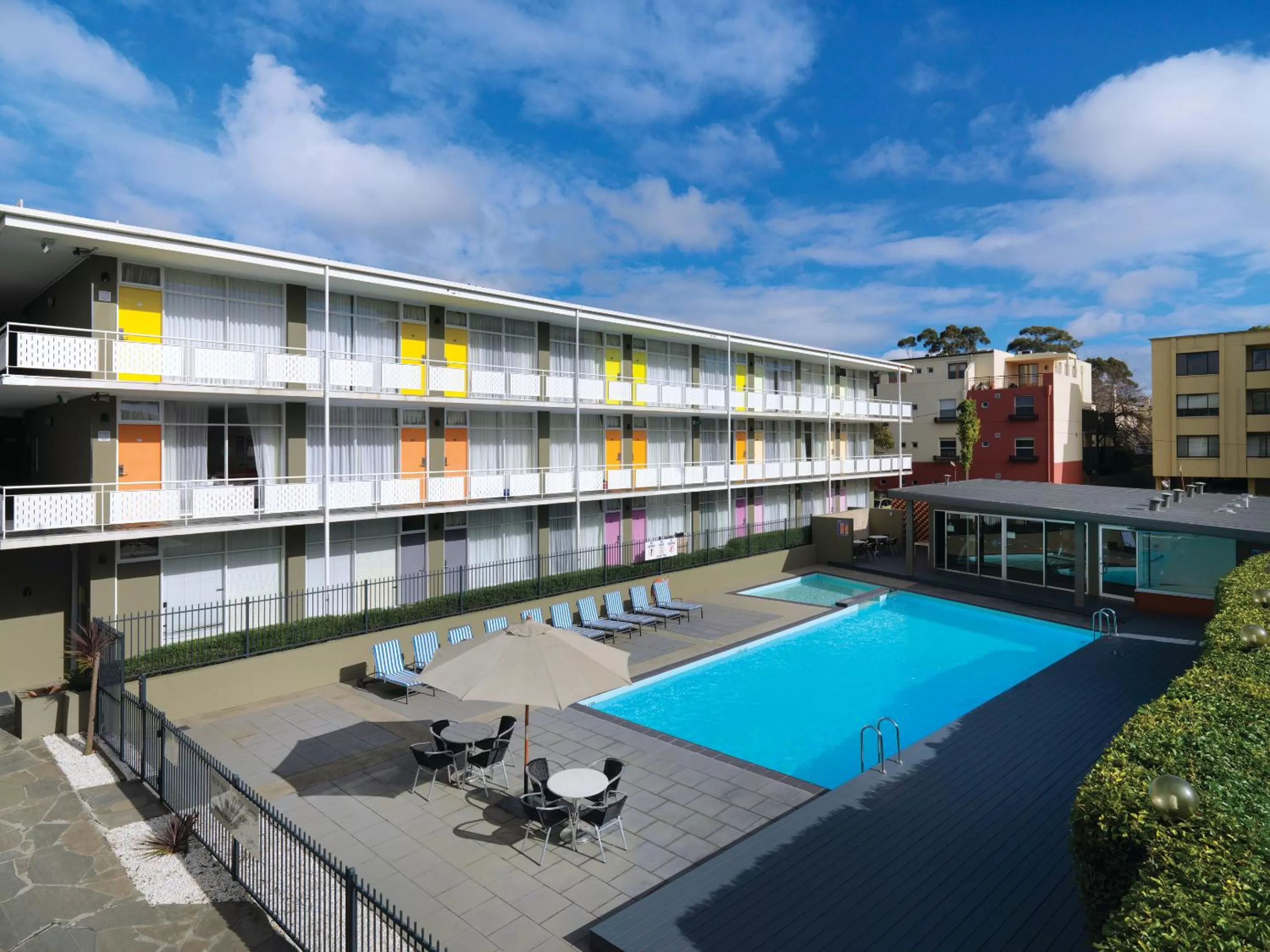 Swimming Pool in Carlton Hotel