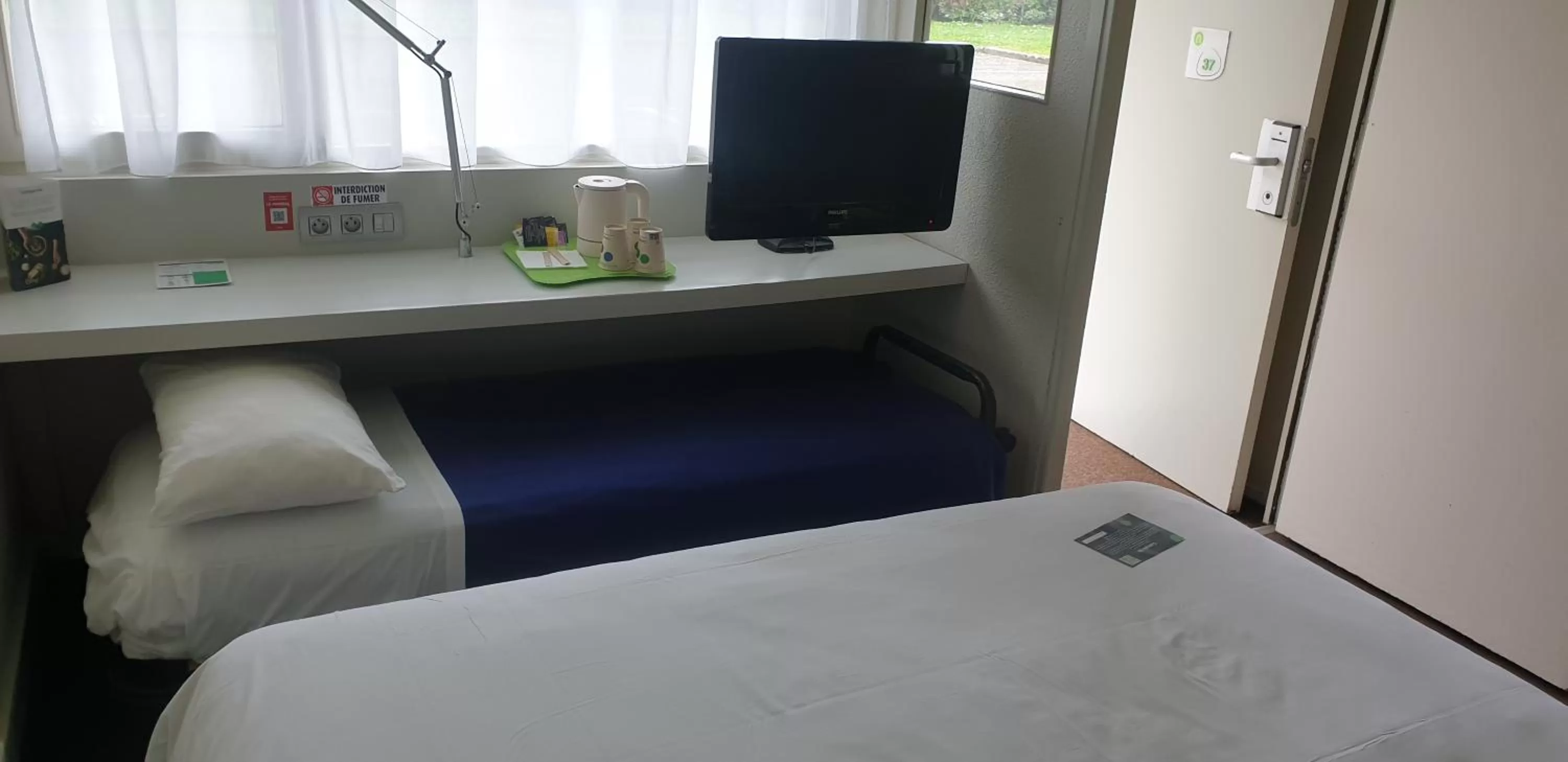 Standard Triple Room in Campanile Chalon sur Saône