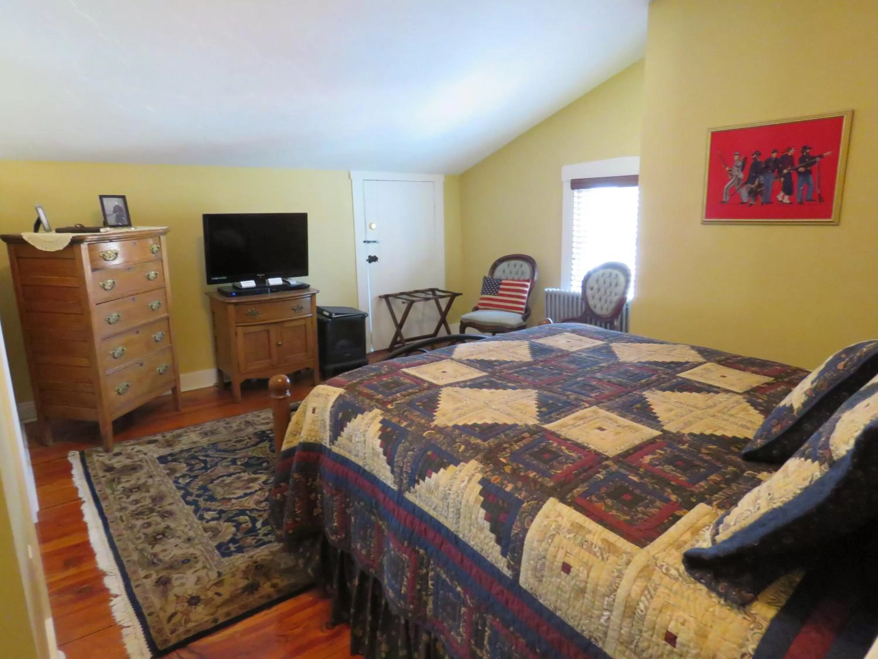 The Lt Pohlman Chamber in The Swope Manor Bed & Breakfast