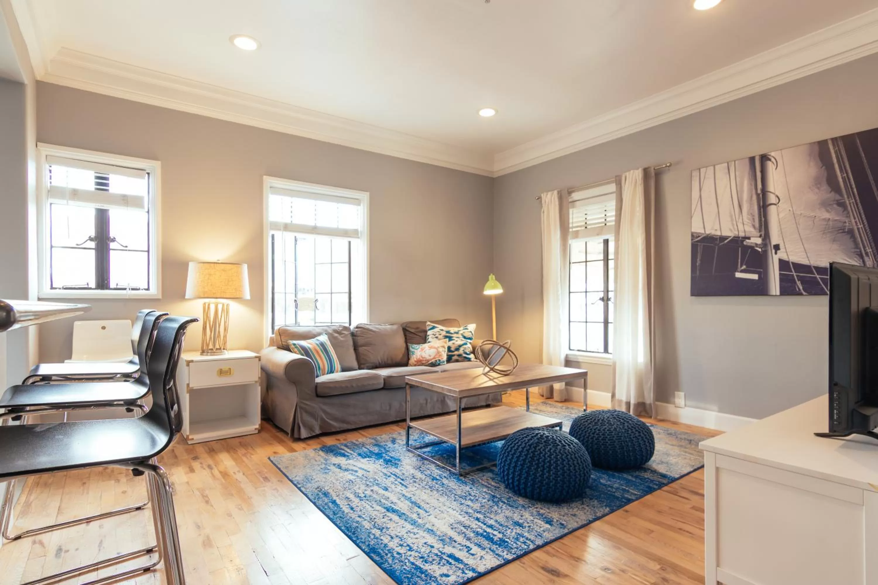 Spectacular 2-Bedroom Suite  in Broadlind Hotel