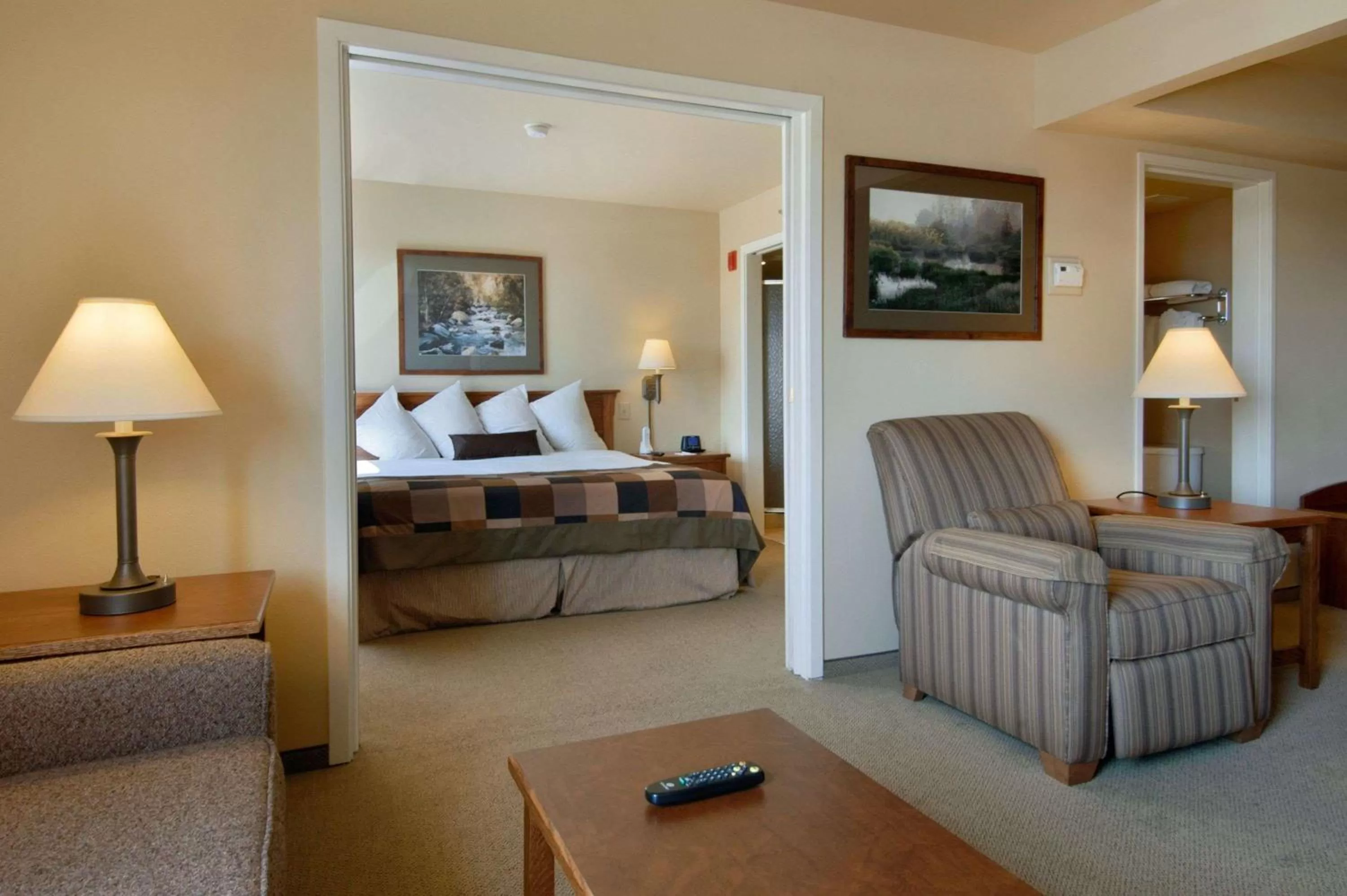 King Suite - Non-Smoking in Wingate by Wyndham Denver Tech Center