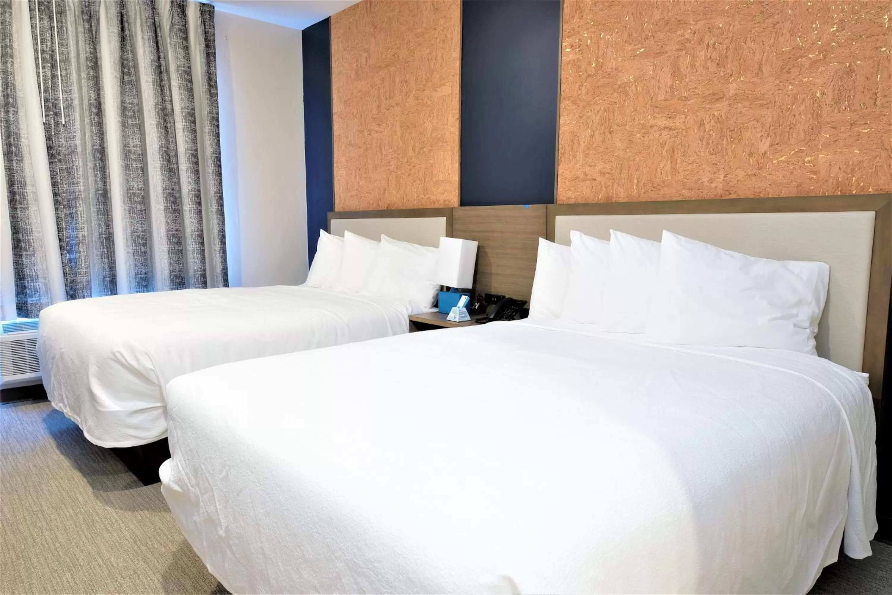 Queen Room in Scenic View Inn & Suites Moab