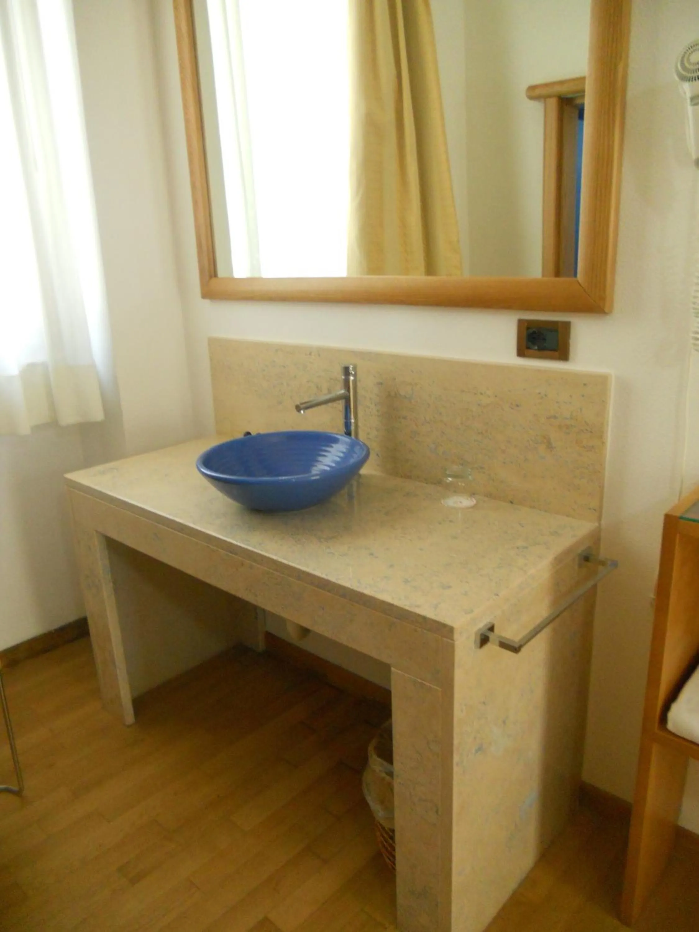 Economy Double Room - Annex in Hotel Terminal - Caroli Hotels