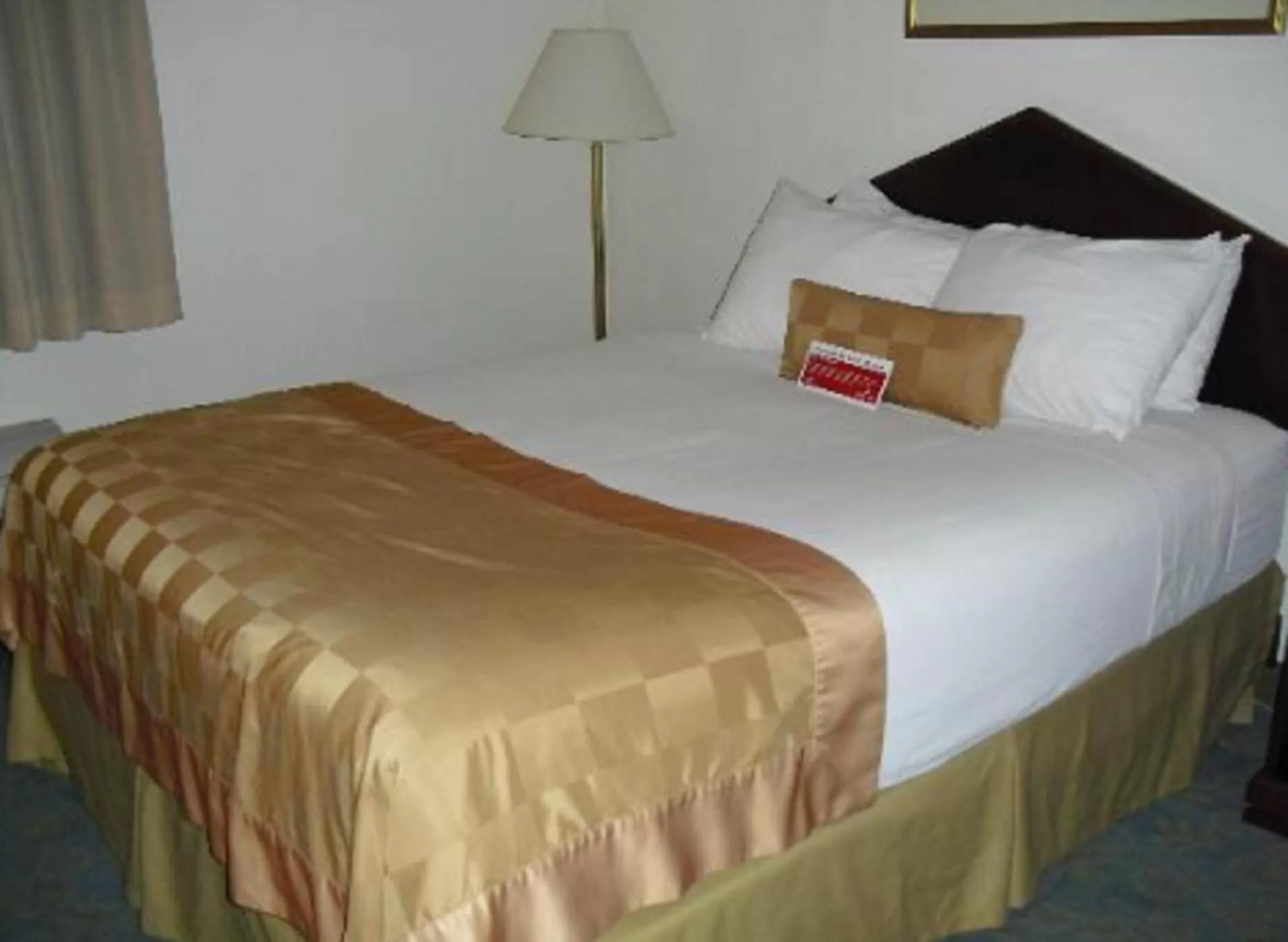 King Room with Roll-In Shower - Mobility/Hearing Accessible - Non-Smoking in Ramada by Wyndham Williams