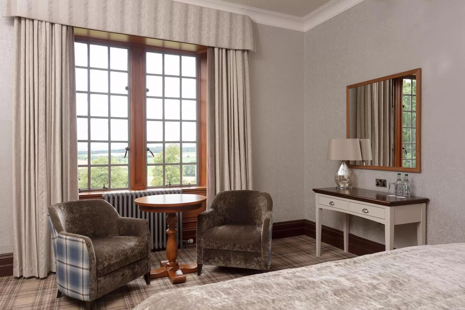 Deluxe Suite in Murrayshall Country Estate