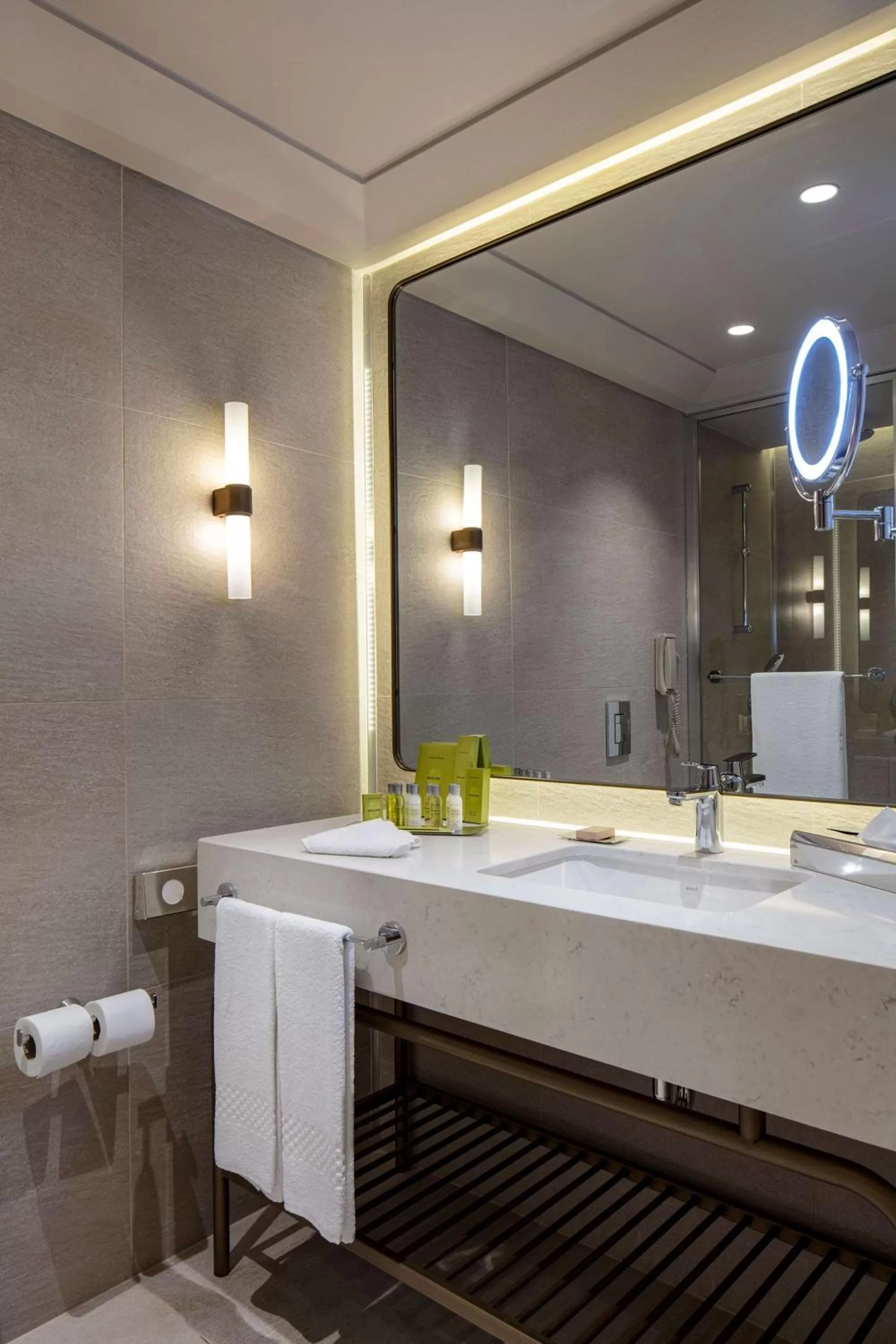 Executive Family Room with Lounge Access in Mersin HiltonSA