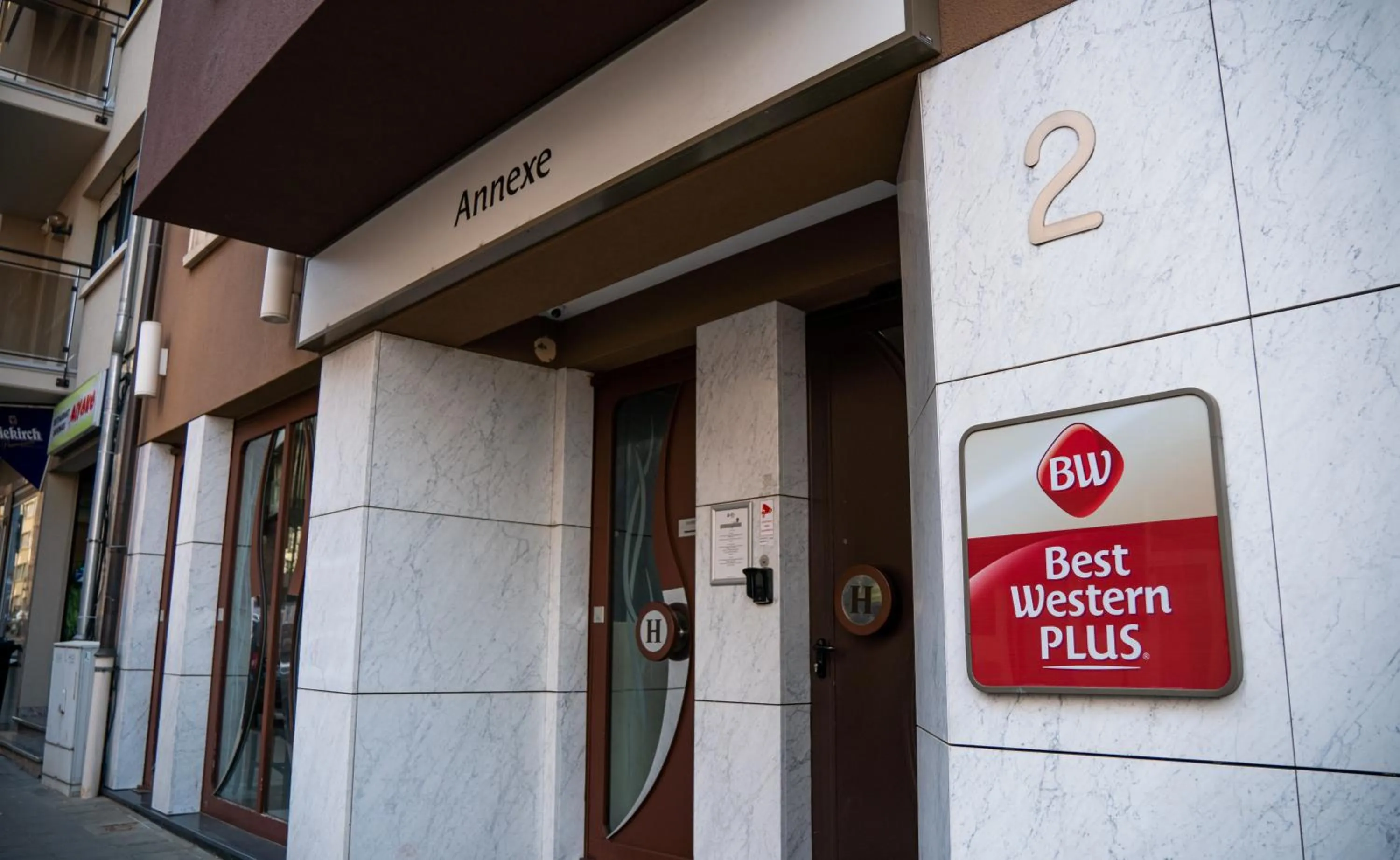 Classic Double Room - Annex Building in Best Western Plus Grand Hotel Victor Hugo