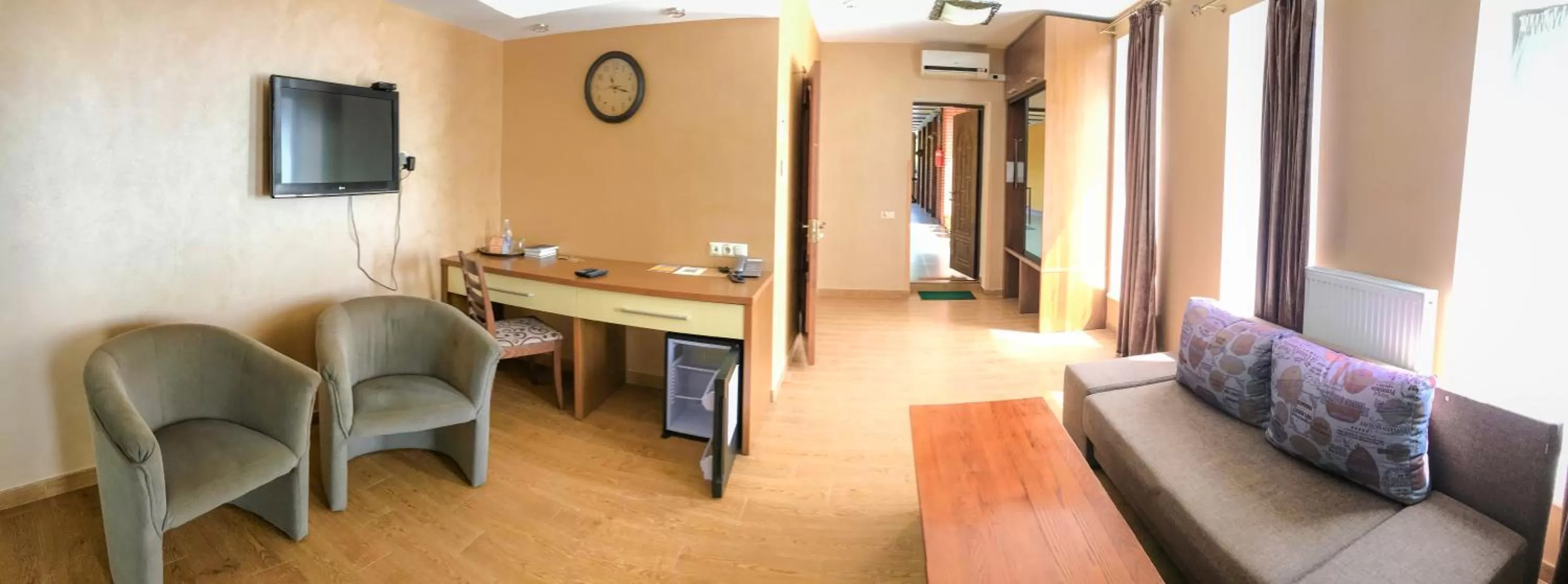 Superior Double Room in Pivdenna Brama