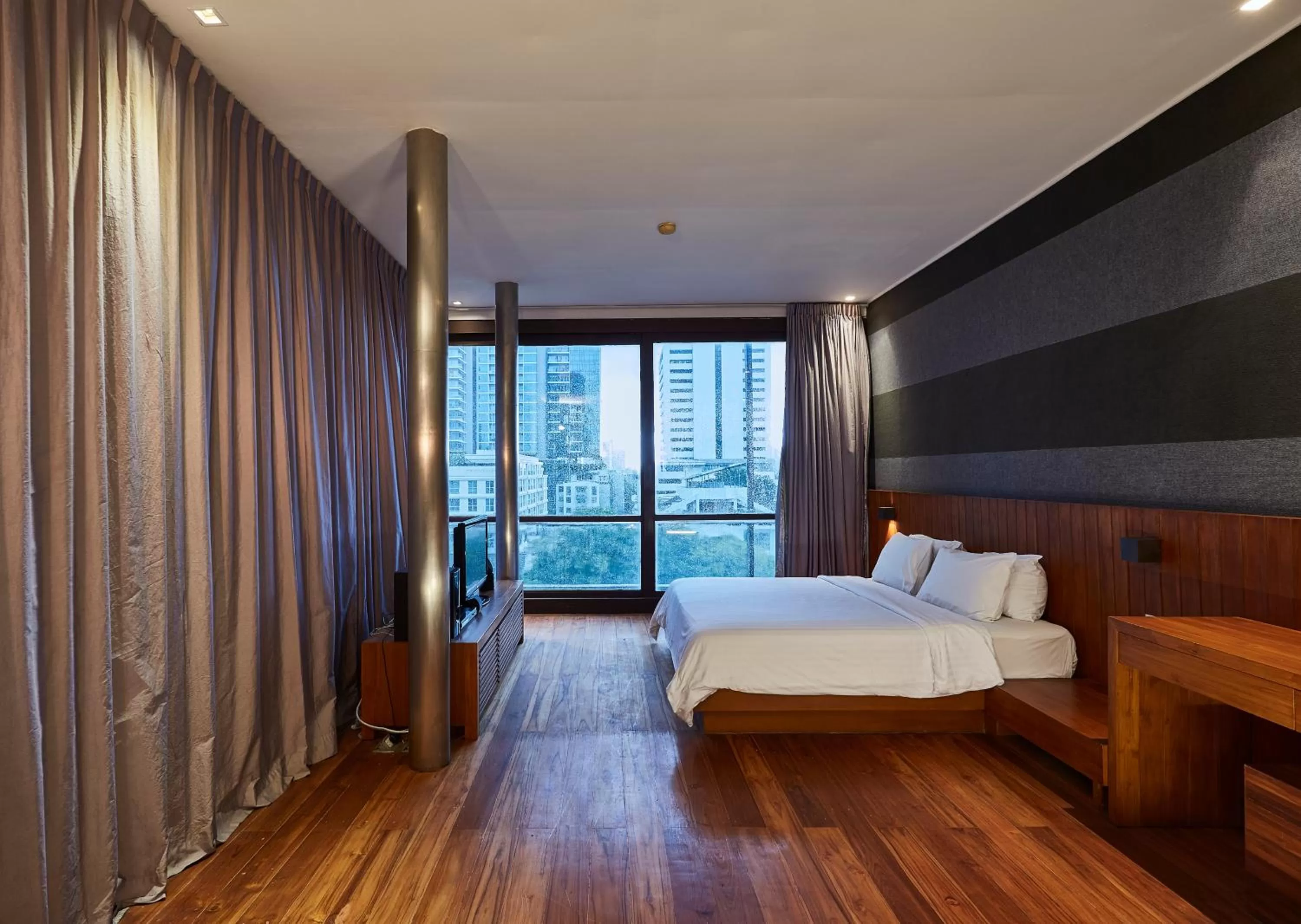 Executive Family Room in LUXX Langsuan Hotel - SHA Plus