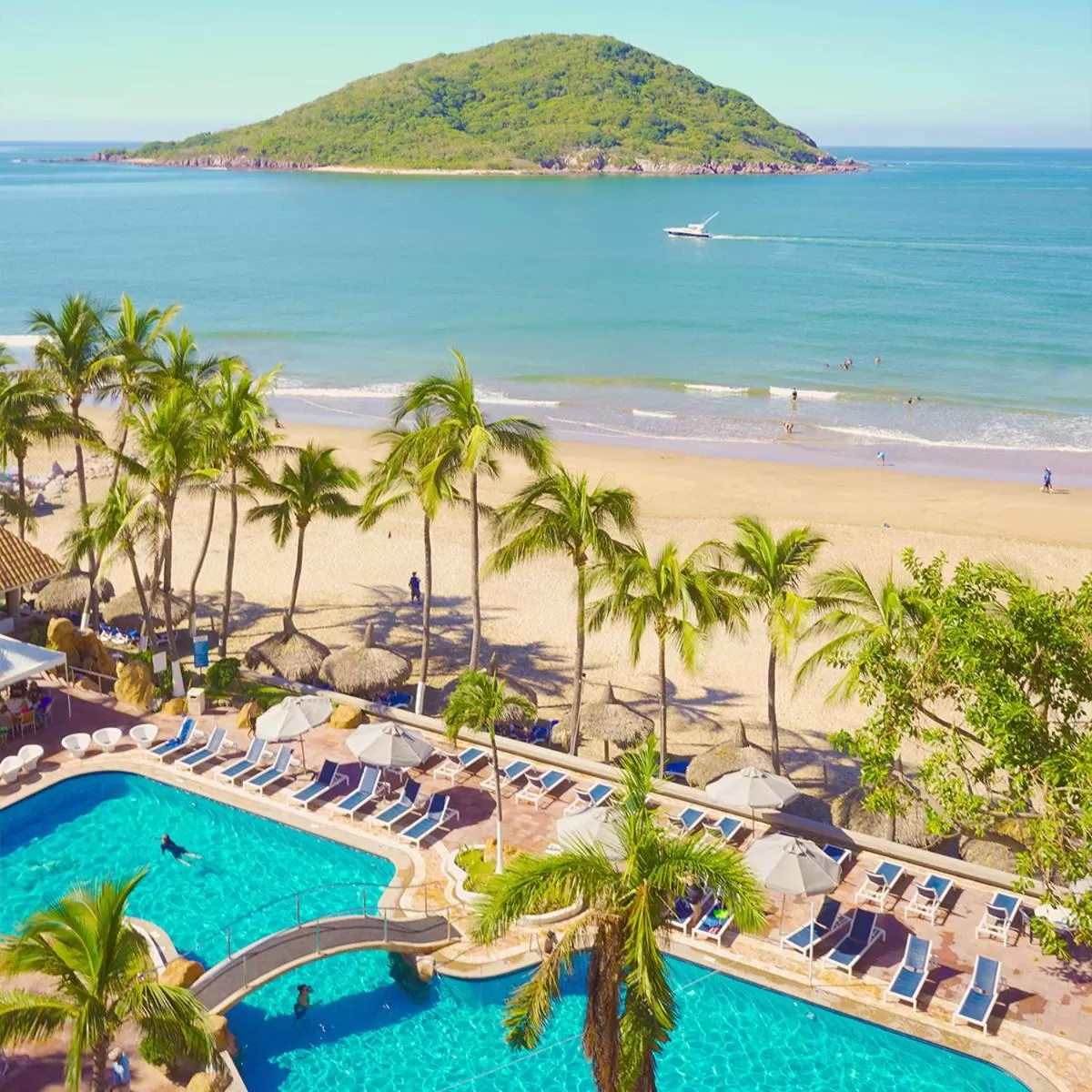 Studio with Garden View in Luna Palace