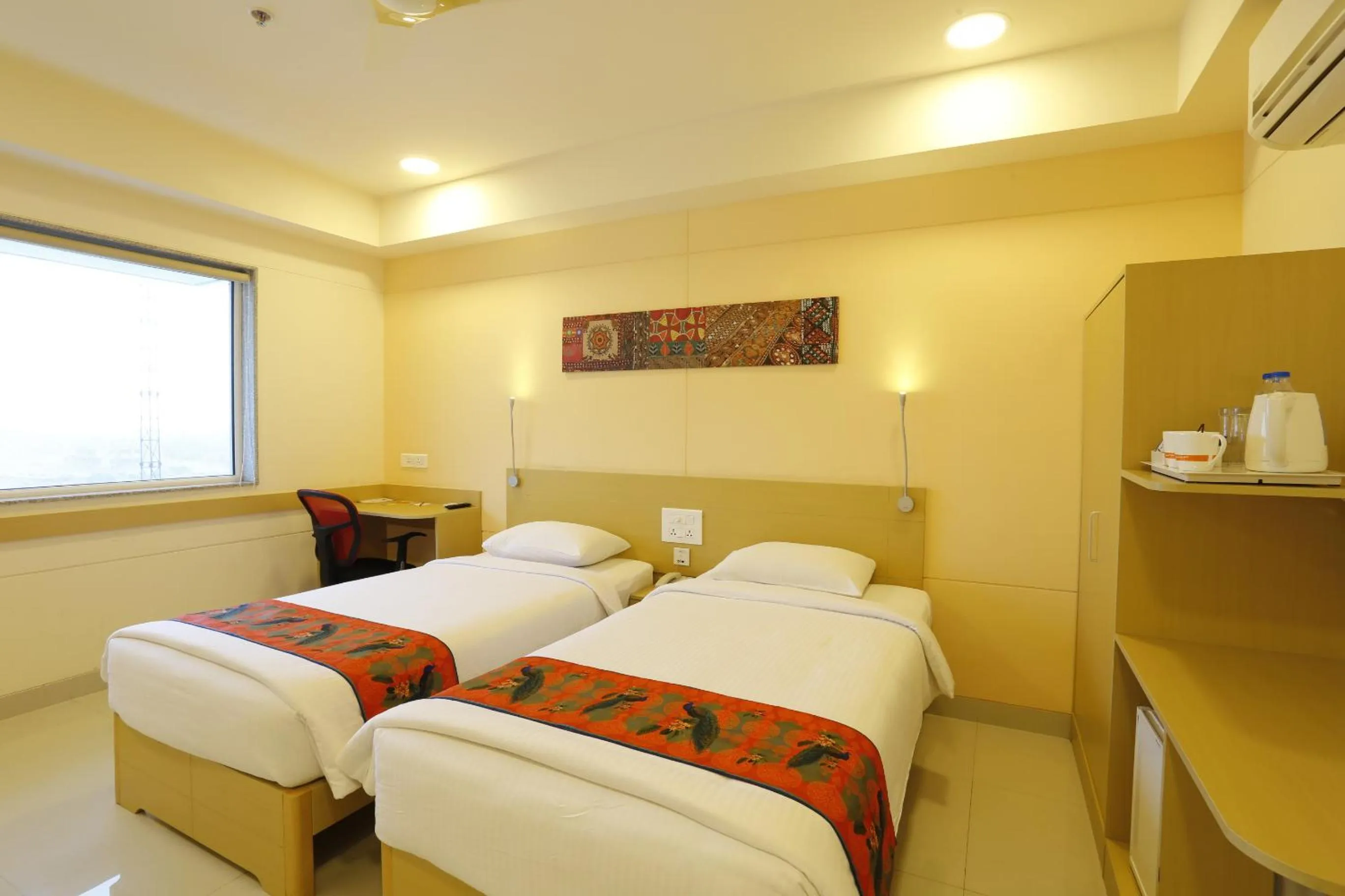 Standard Twin Room - single occupancy in Ginger Vapi