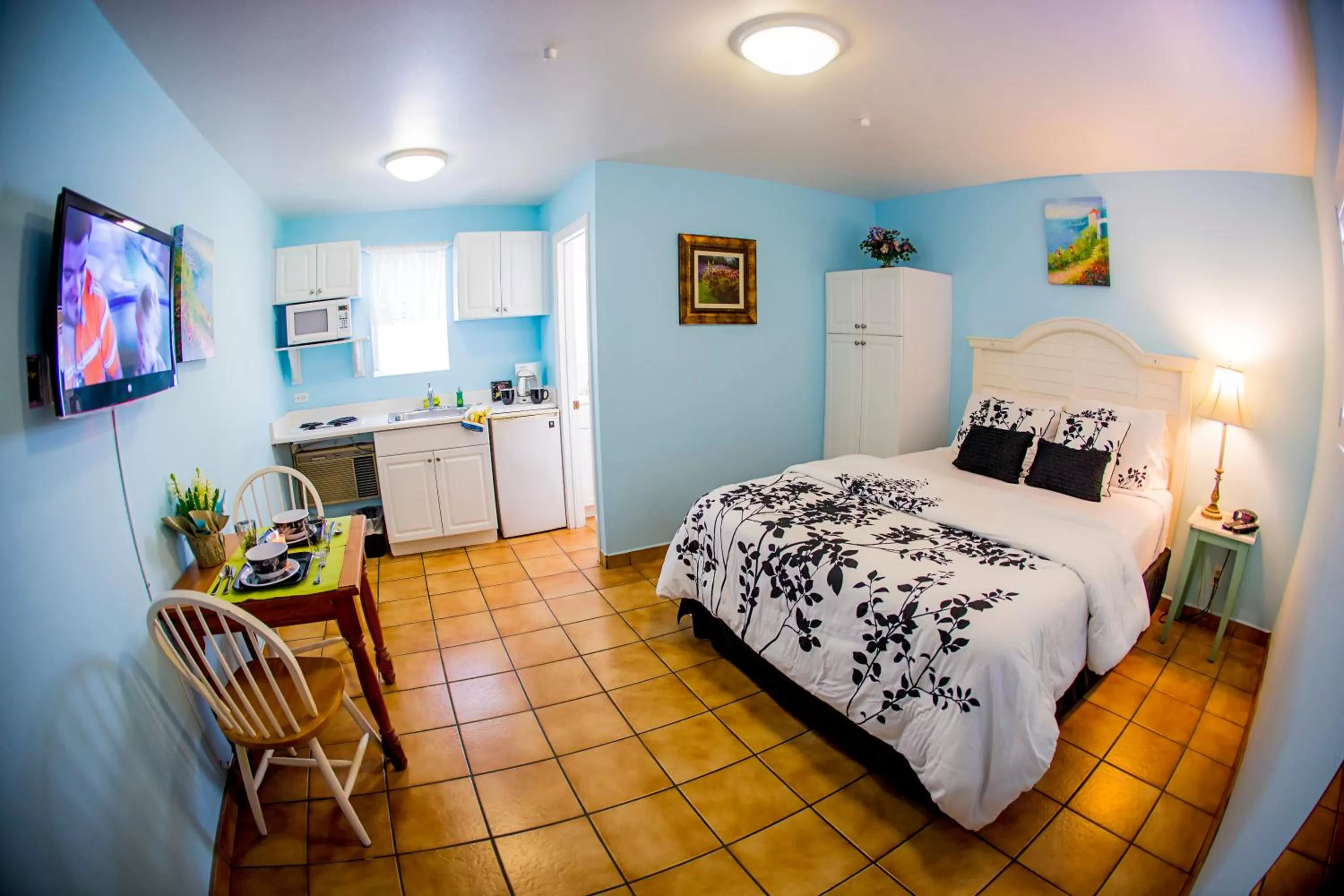 Budget Double Room - single occupancy in Leucadia Beach Inn