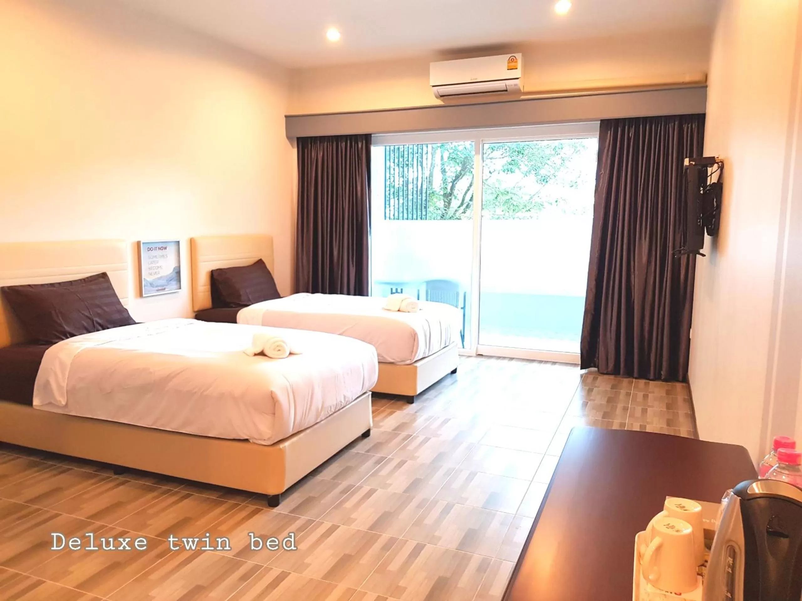 Deluxe Twin Room in The Cube Resort
