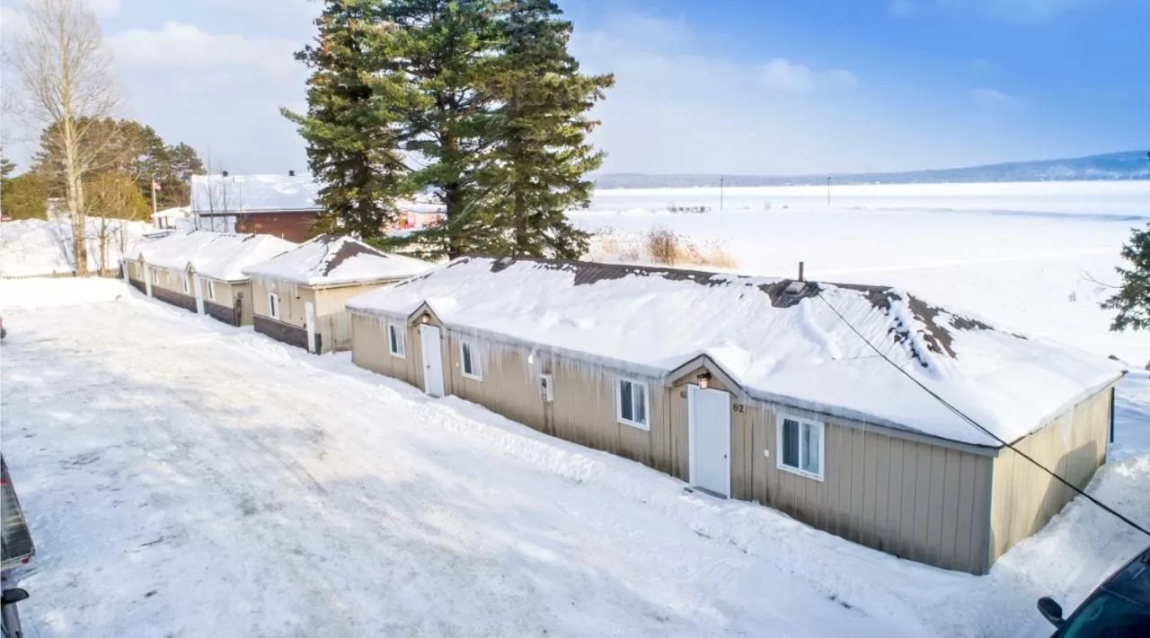 Deluxe Triple Room in Caswell Resort