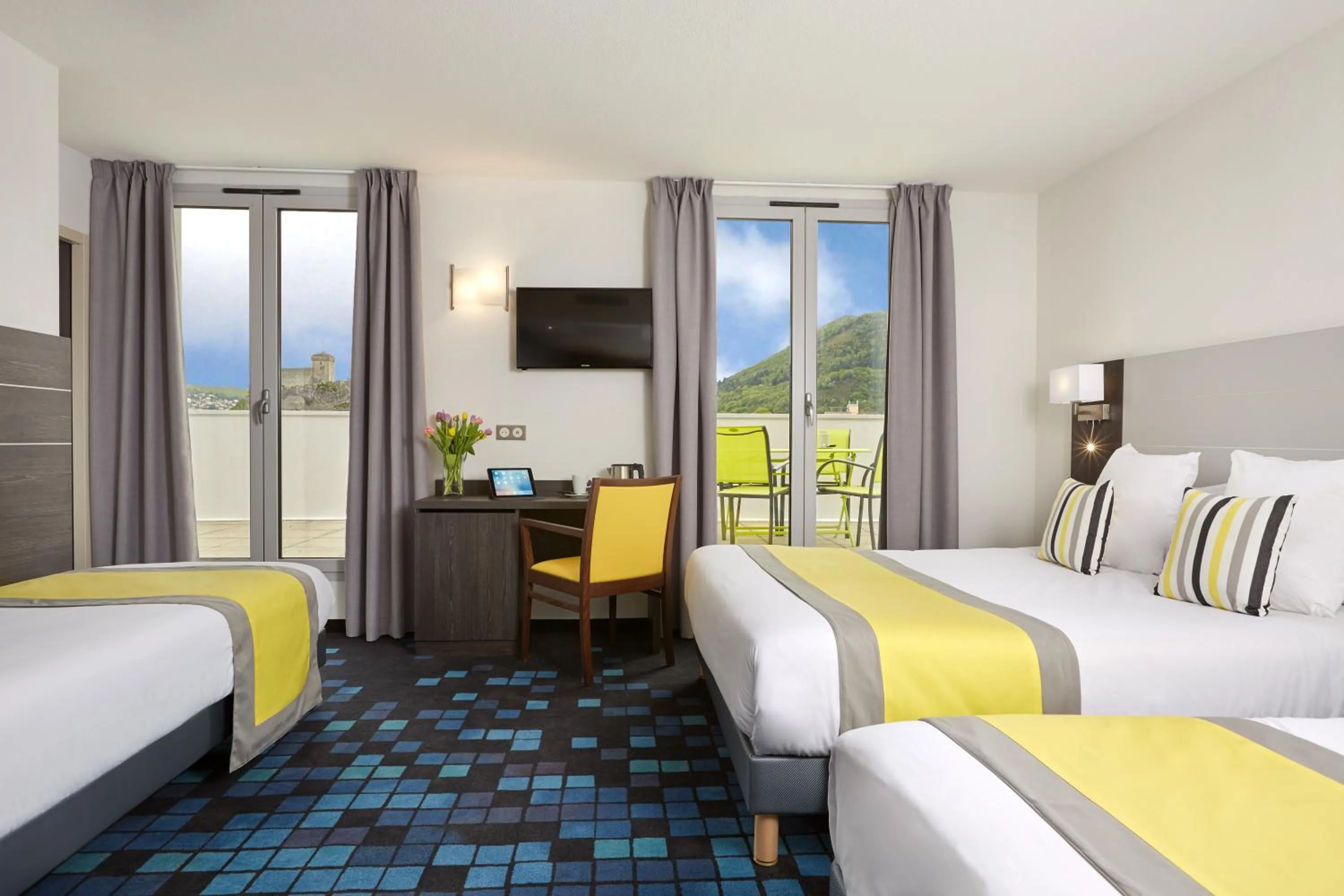 Classic Quadruple Room in Hôtel Astrid