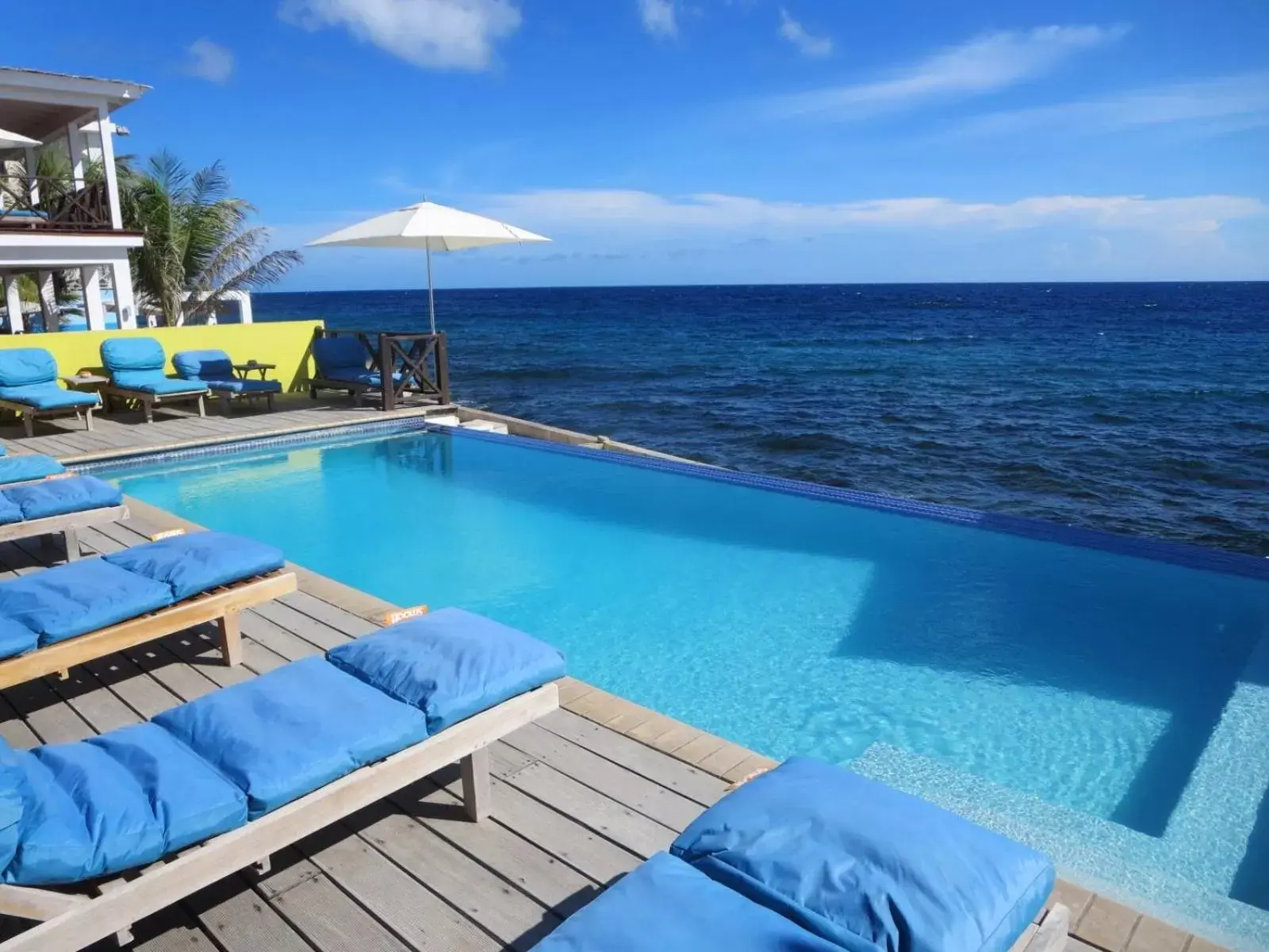 Scuba Lodge & Suites Scuba Lodge & Suites