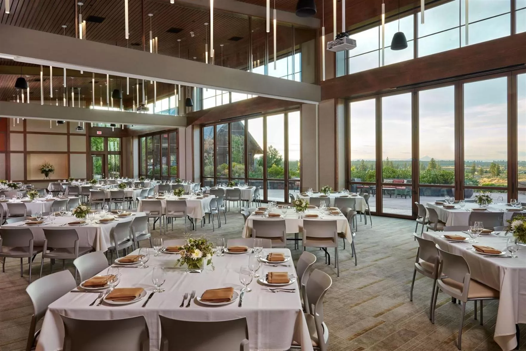 Restaurant/places to eat in Tetherow Hotel