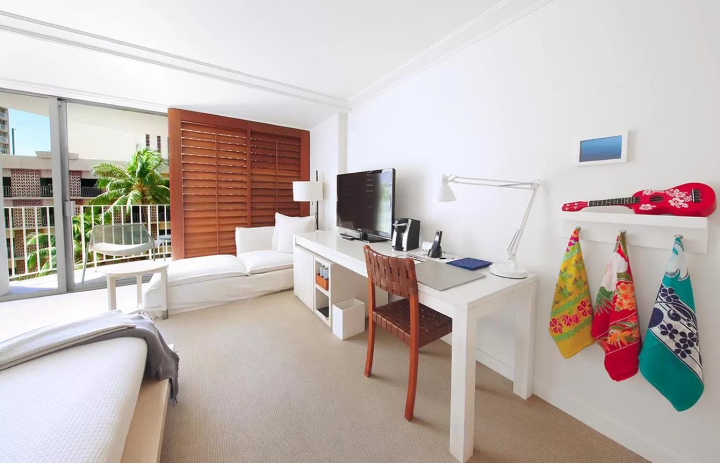 King Room with City View in Hilton Vacation Club The Modern Honolulu