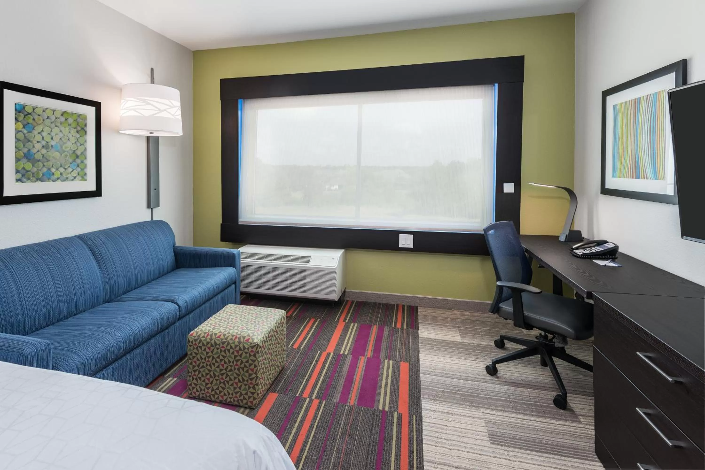 Suite - Hearing Accessible in Holiday Inn Express & Suites Bryan - College Station by IHG