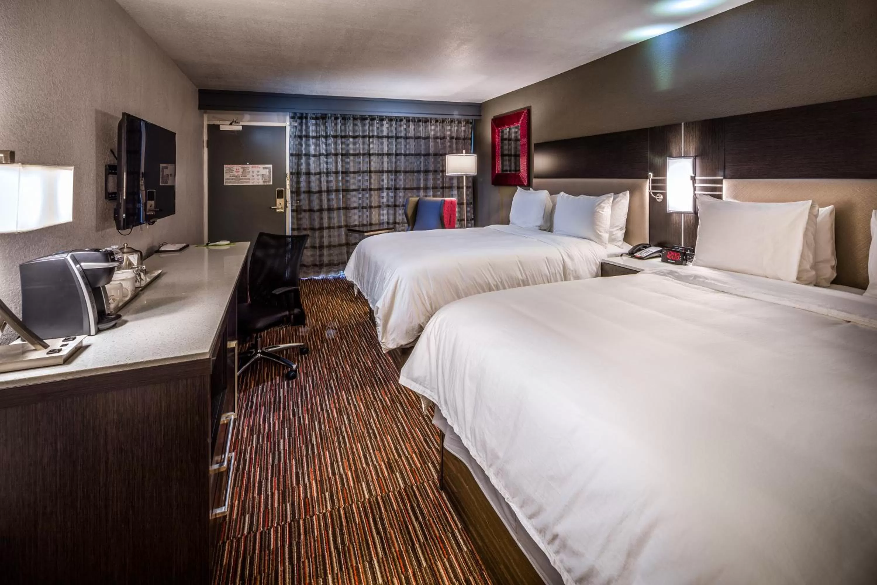 Queen Room with Two Queen Beds in Radisson Hotel Oakland Airport