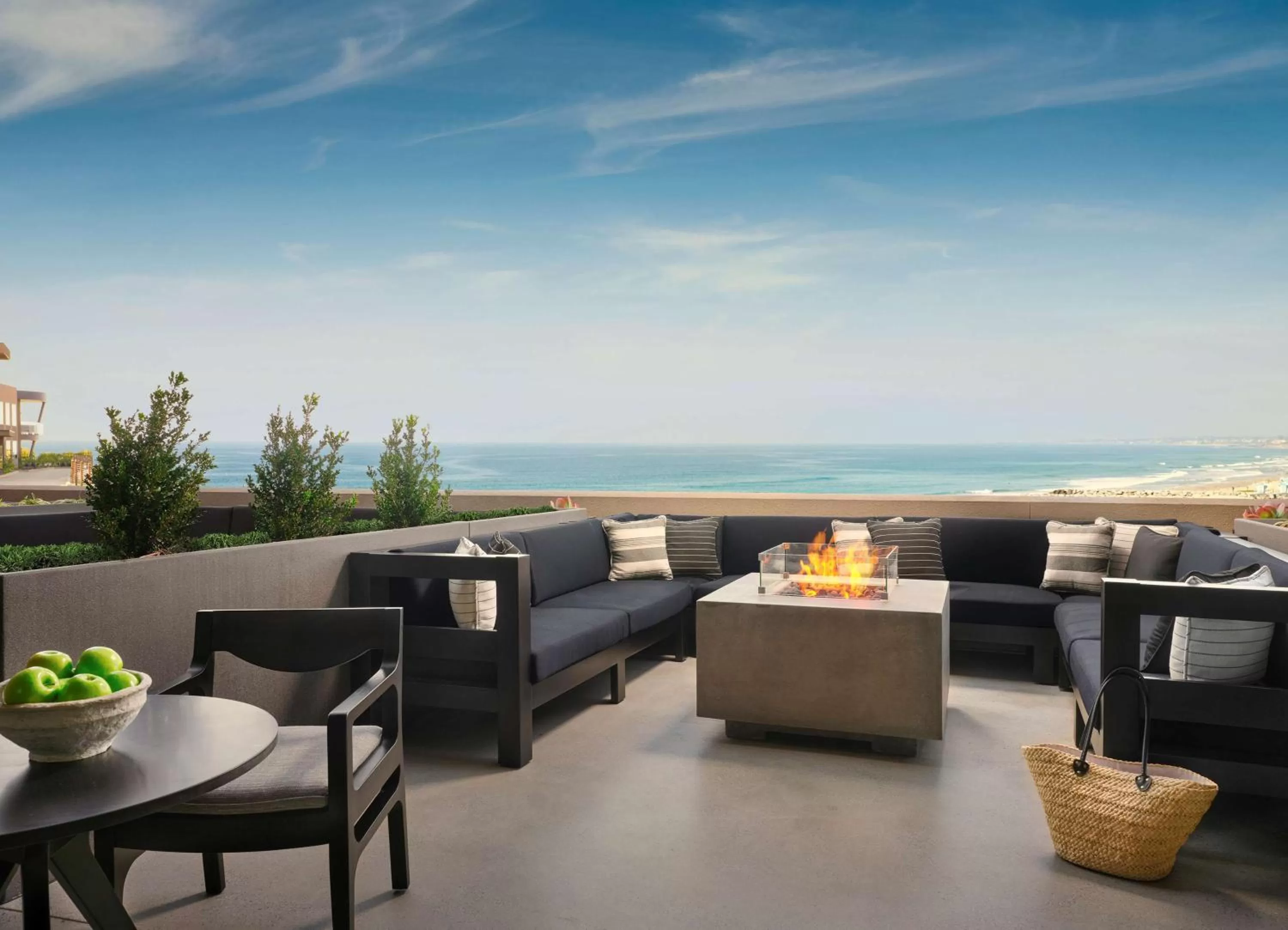 Queen Room with Two Queen Beds and Coastline View in Alila Marea Beach Resort Encinitas, a Hyatt Resort