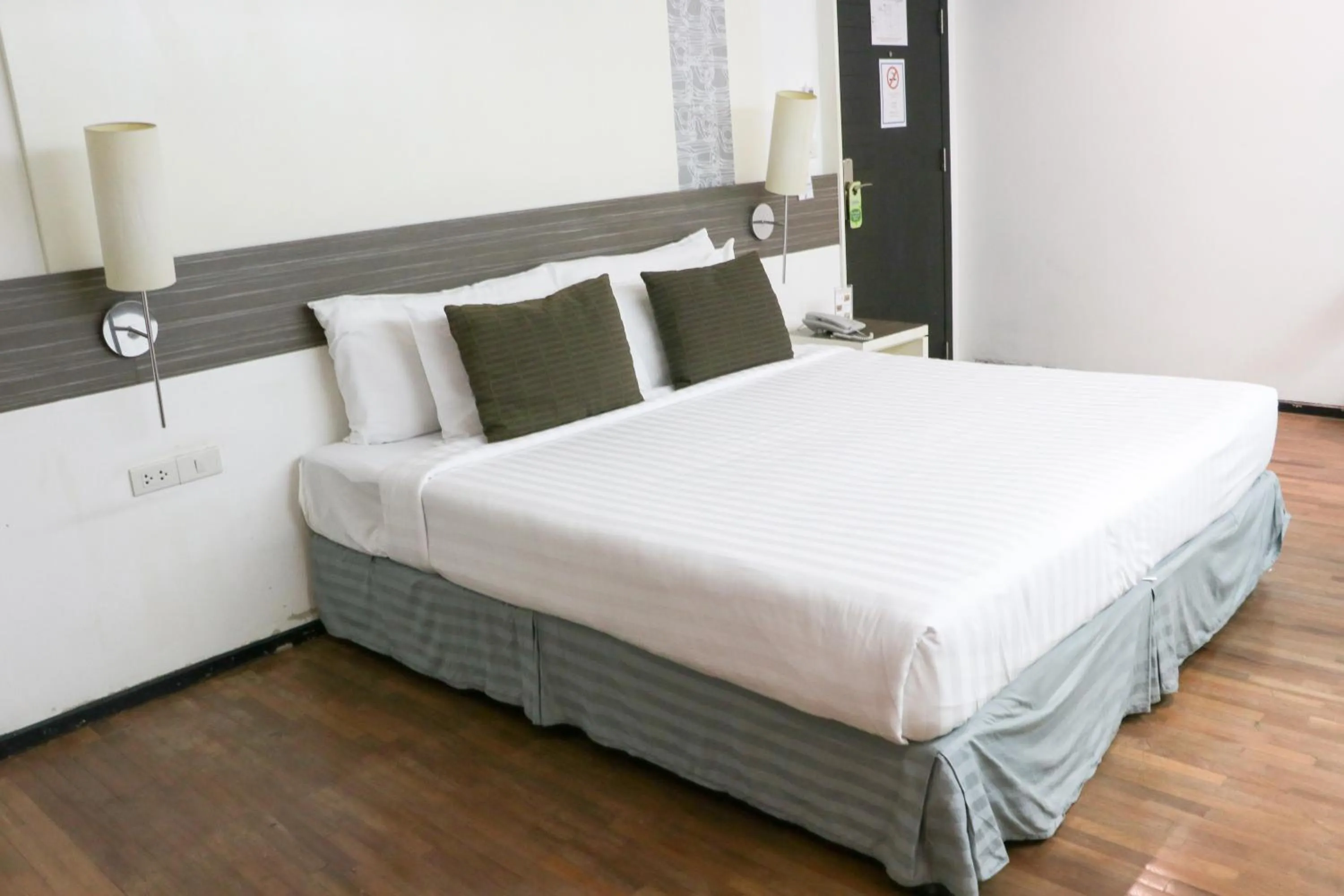 Deluxe King Room in The Mini R Ratchada