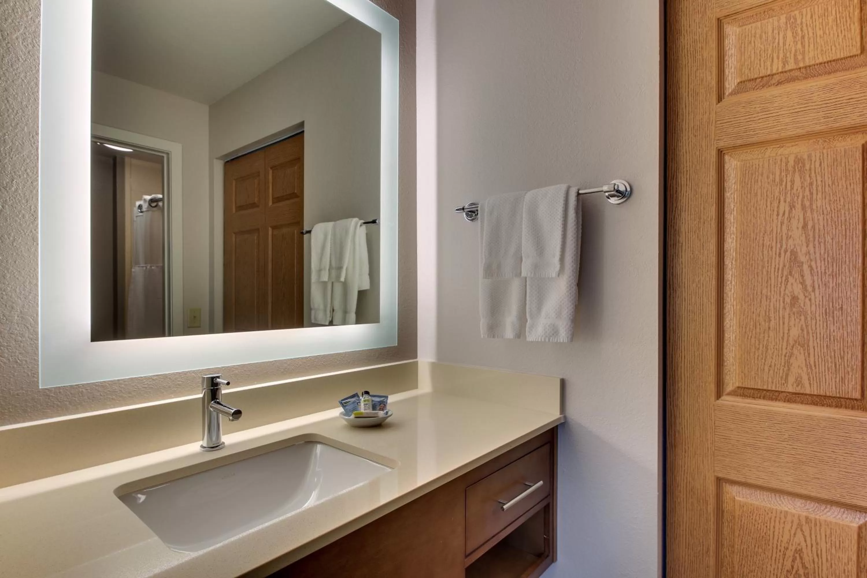 Two-Bedroom Suite - Non-Smoking in Staybridge Suites Missoula by IHG
