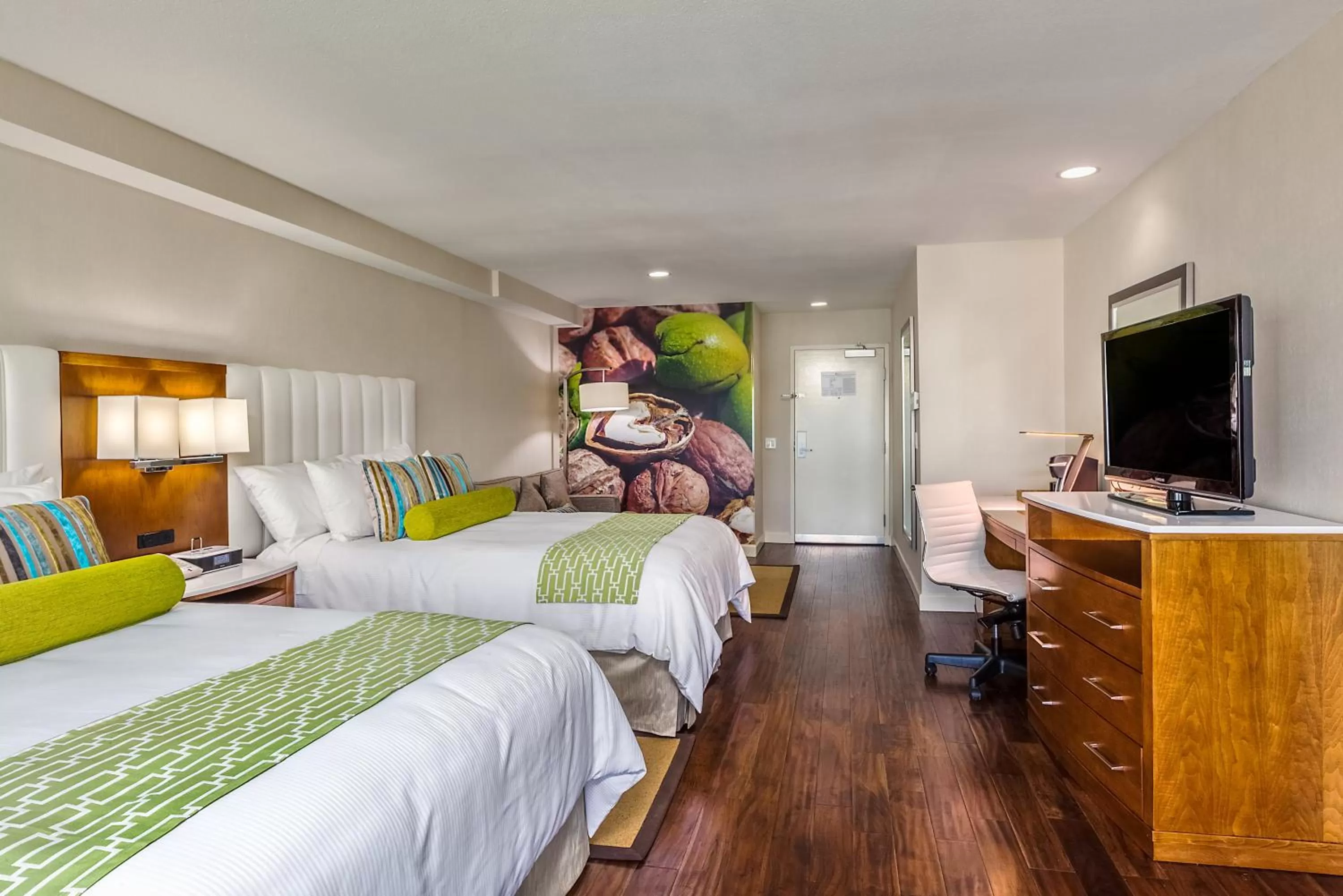 Family Studio in Hotel Indigo Anaheim by IHG