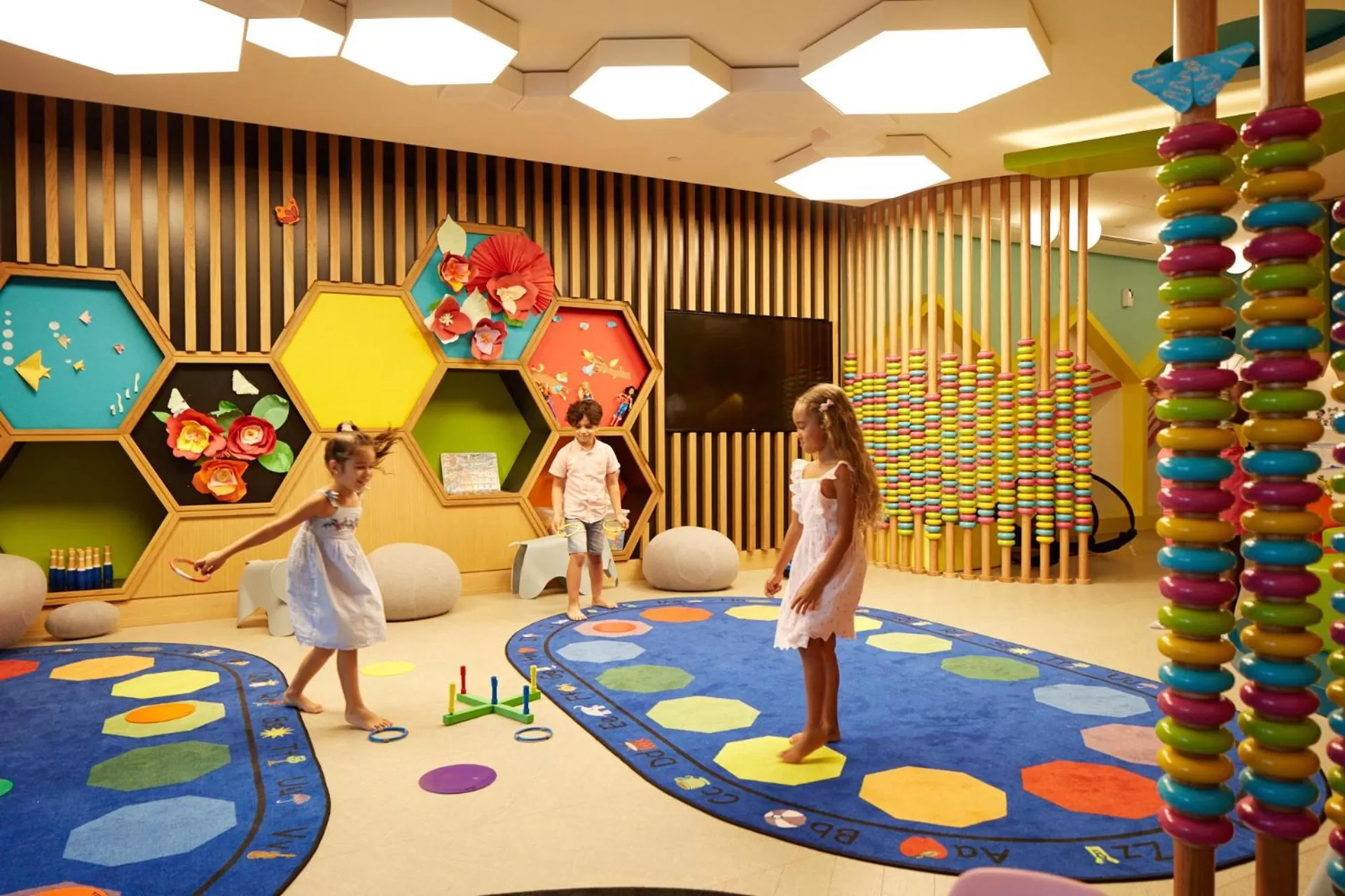 Premier Beach Club King Room -Including Free Flowing Beverages from 5 to 7 pm at Venus Beach Club in Delano Dubai at Bluewaters